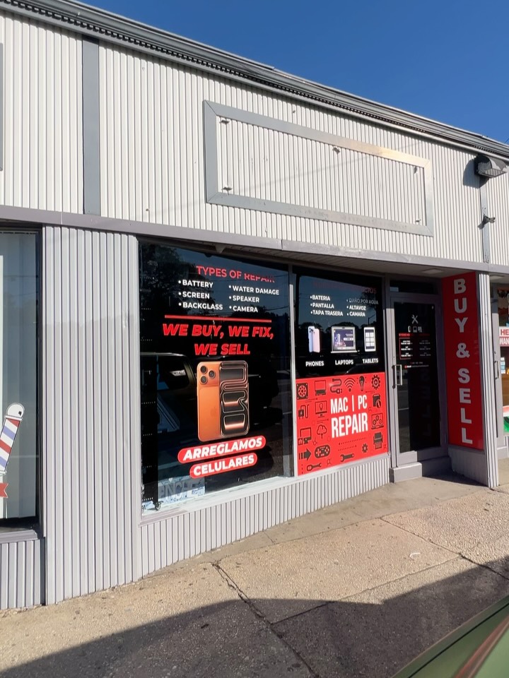 ✨ Just a little window into our Darinka Signs world! ✨
From coroplast signs to vehicle graphics, magnets, business cards, boat names, merch, logos, PVC/DuraBond signs, and front store window graphics — we turn your vision into reality.
Not sure where to start? If you know how to do your work well, we’ll help your brand stand out with any kind of offline advertising. Your ideas, our craft. 💛
#DarinkaSigns #SignDesign #BrandMagic #VehicleGraphics #BusinessCards #LocalBusinessLove #OfflineAdvertising