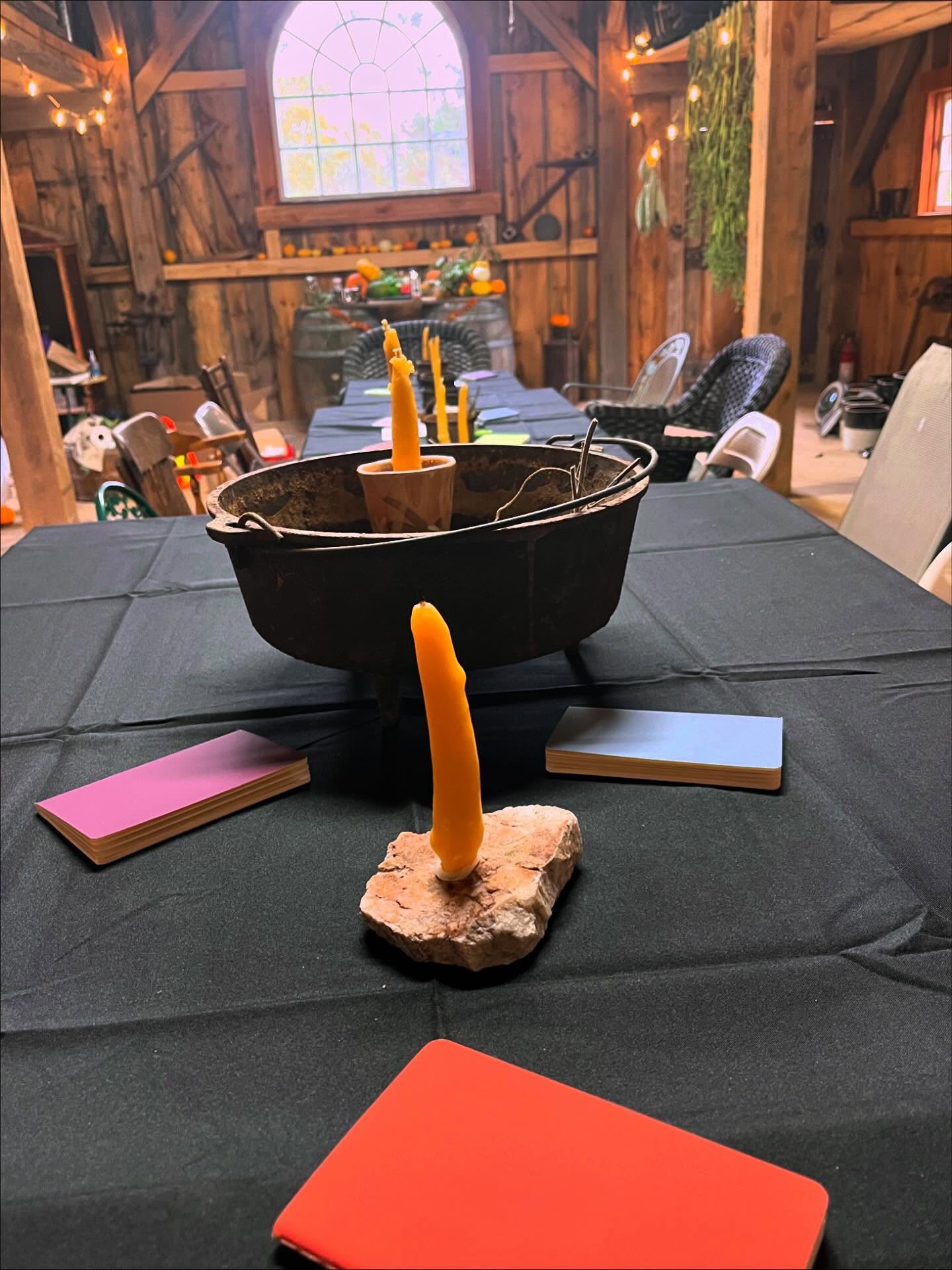 Thank you to everyone who came out for our Hocus Pocus workshop! We had such a fun night with you all!