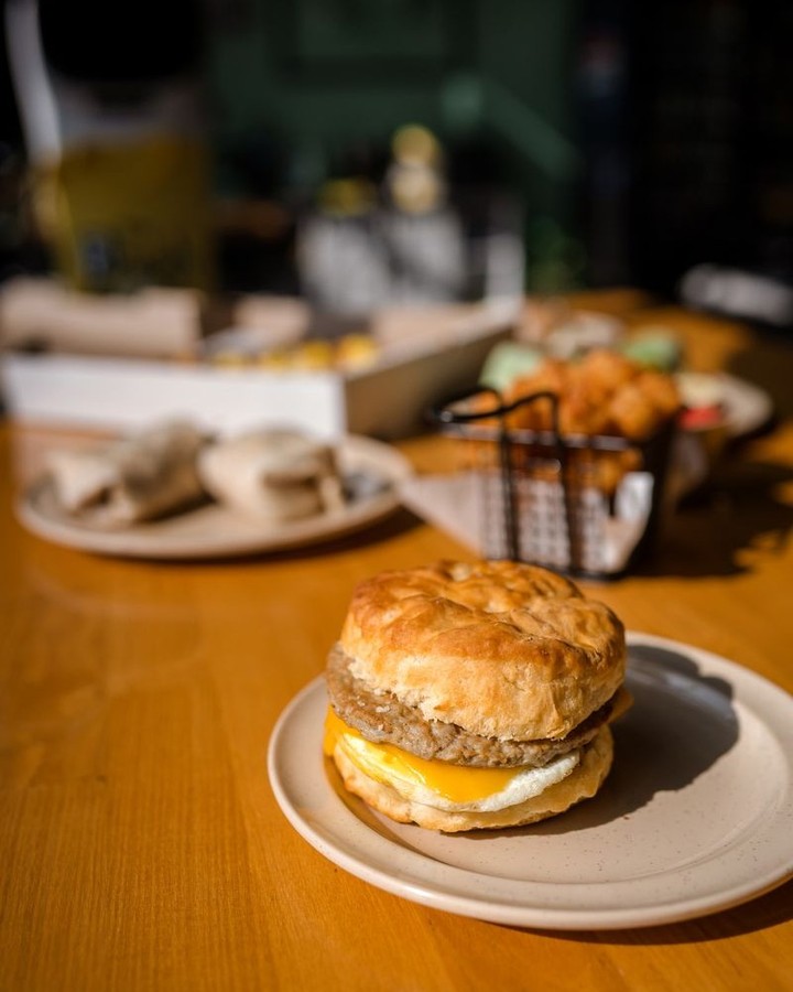 Post-Halloweekend brunch is always a must😌🍳🥓
📍: @brunchboxomaha
📸: @cbyatesphoto