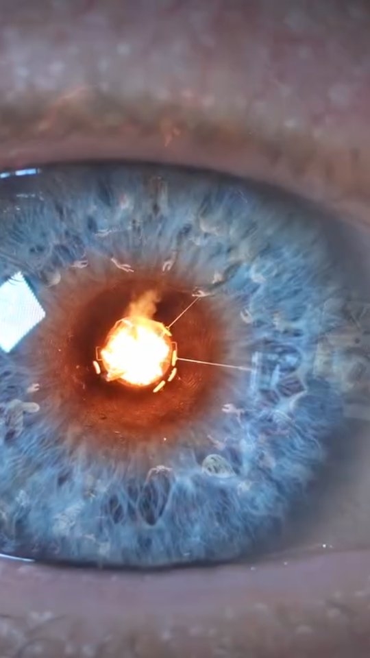 Olki Visual Oy - Showreel ✨
Tässä maistiaisia toteuttamistamme projekteista - Ideoidaan videosi, videoidaan ideasi!
Ota yhteyttä niin suunnitellaan teille video, joka toimii:
☎️ 041 3194082
✉️ info@olkivisual.fi
💻 http://olkivisual.fi
📍 Torikatu 44-46 A4, 90100 Oulu
#olkivisual #showreel #työnäytteitä #videotuotanto #videokuvaus #oulu