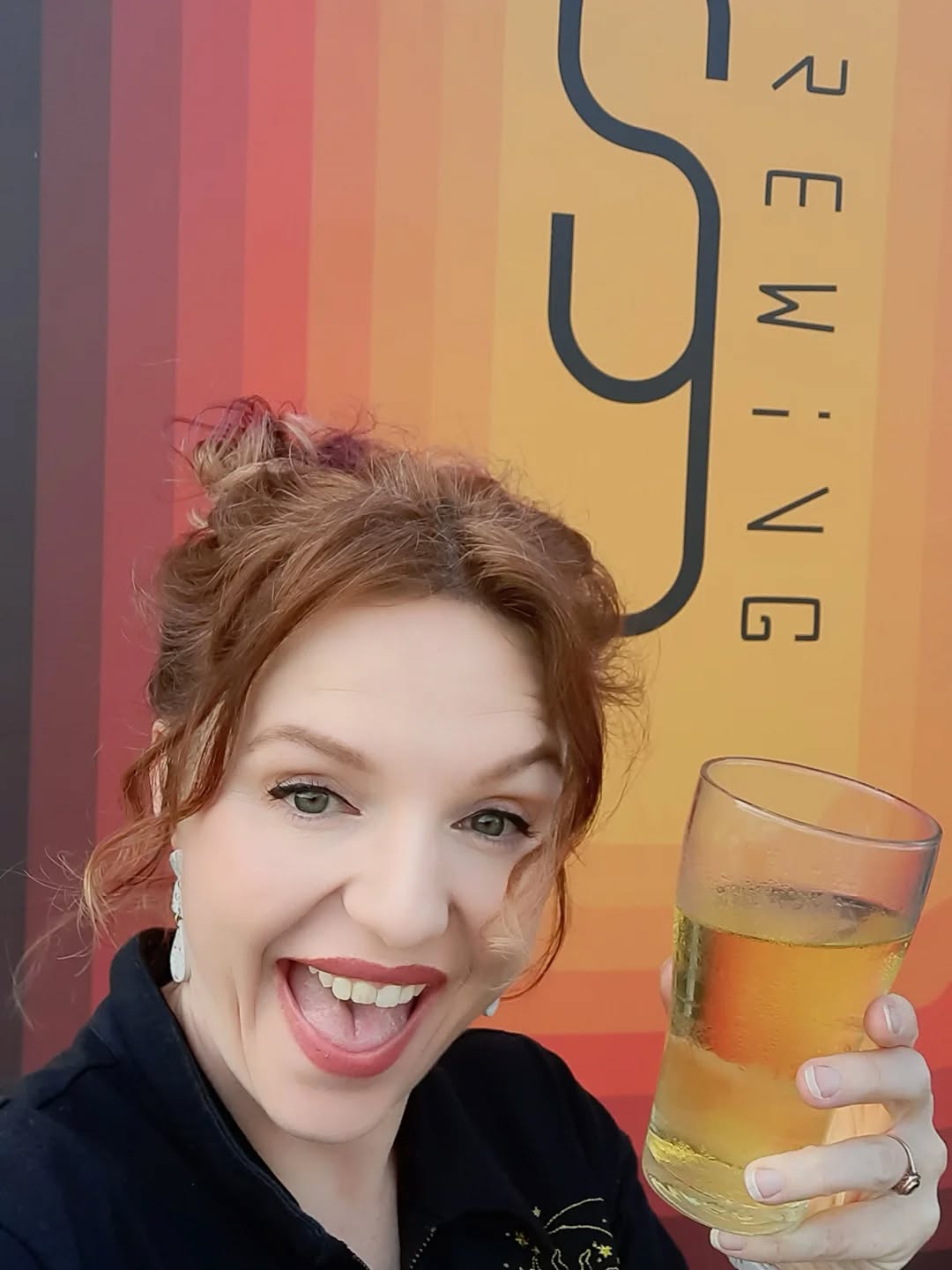 Playing some tunes at one of my locals this arvo.
@southyeastbrewing the place to be.
I'll be there 5-7.
Saturdaaaaaaaaaaaay!!!!
Xoxo