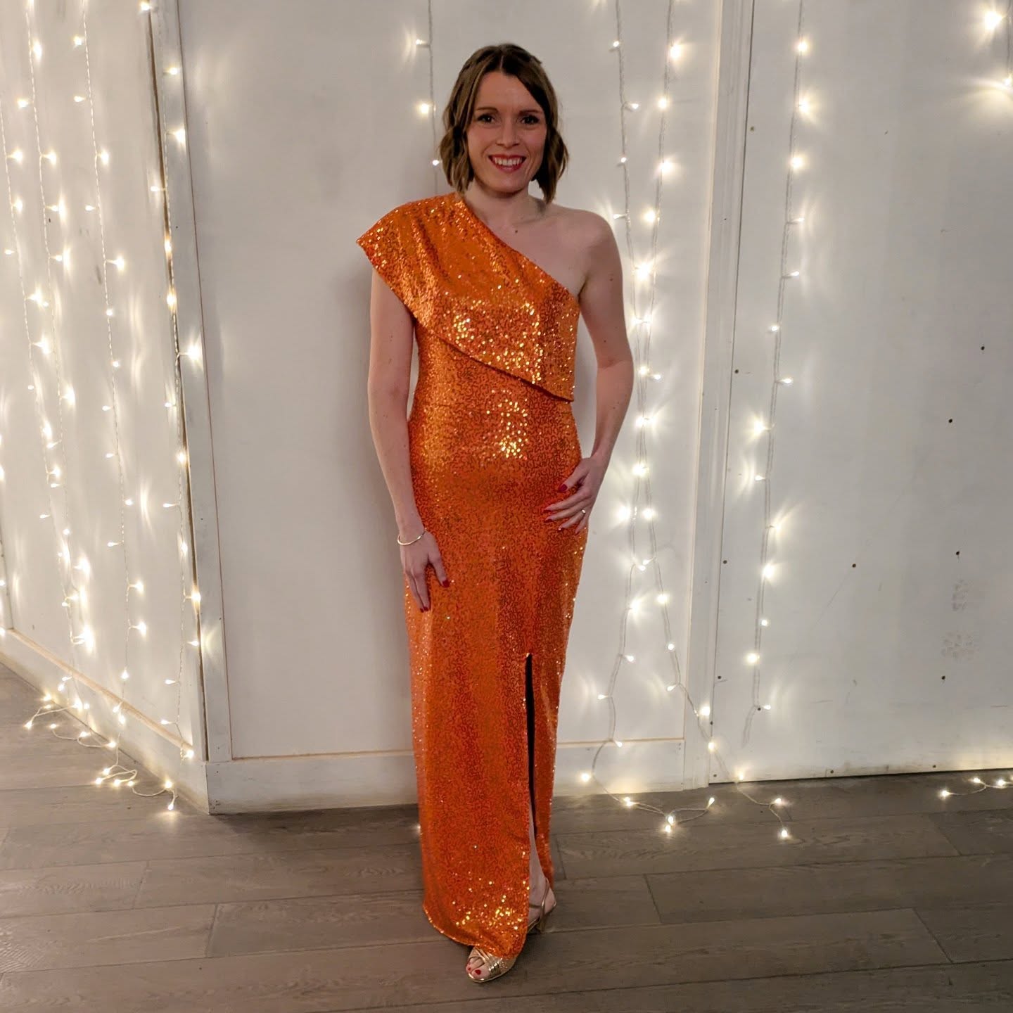 The Dressmakers Ball 2025 - where the sequins were shining and so were we! ๐ชฉโจ
Went for a full sparkle moment this year with a sequin dancewear fabric lined with a gold stretch satin, both from @ohsewcraftyltd.
The pattern I used was McCalls 7683, which I think shouldโve been straight forward but letโs just say my seam ripper was busy ๐๐
Thankfully it worked out well in the end and I was so happy with my finished dress! Loved wearing it and celebrating the evening with my beautiful sewing friends ๐ฅฐ๐ฅณ
#yourcoloursyourstyleyourstory #radiantlyme
#dressmakersball #dressmakersball2025 #sequins #sewingcommunity