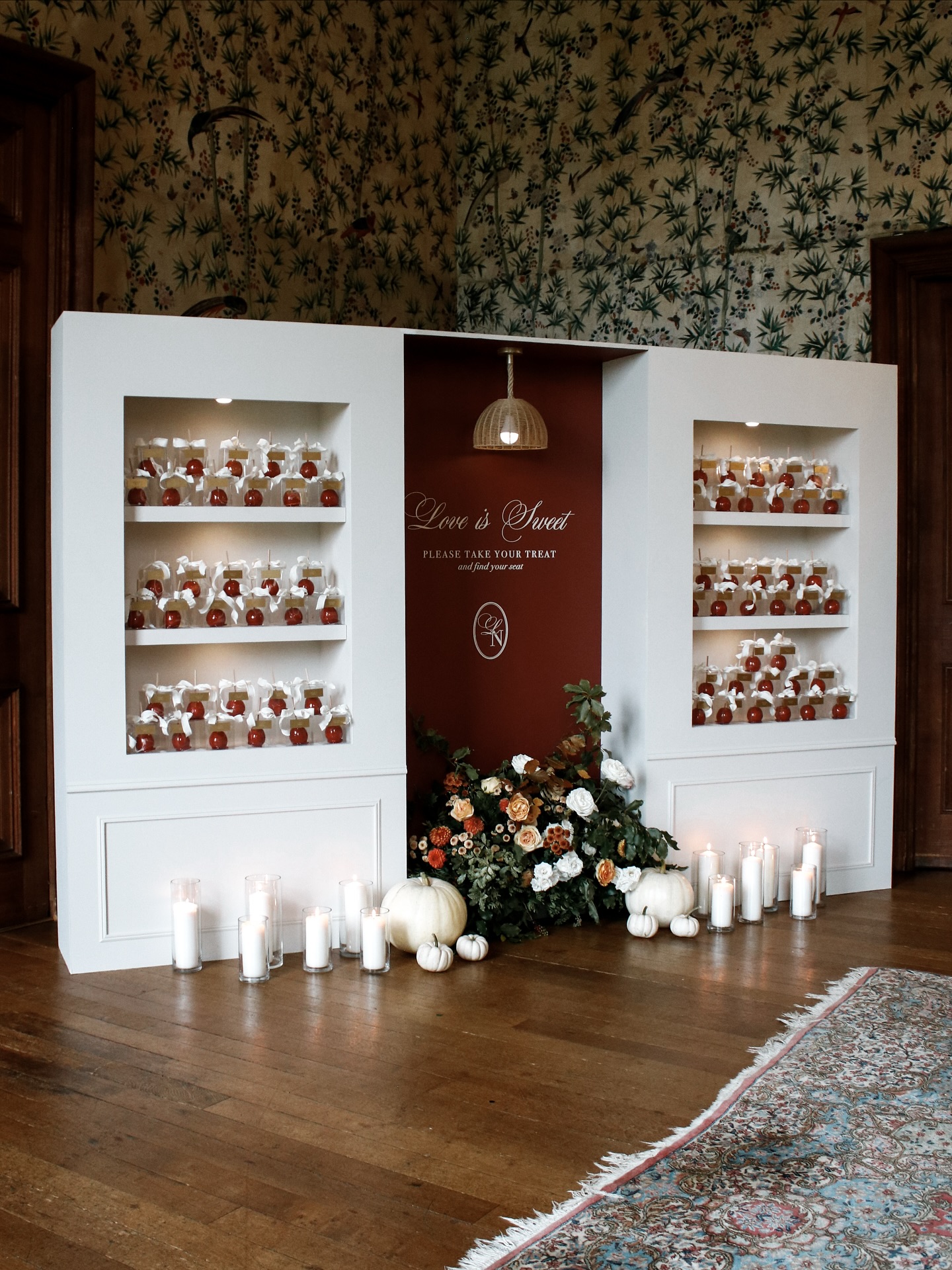 Love is sweet ~
Name a better way to celebrate an Autumnal, October wedding than with a Toffee Apple Seating Chart? I’ll wait…
A fully bespoke table plan complete with individually boxed toffee apples with guest name and table number in gold engraved acrylic, finished with a beige lettuce edge ribbon bow. Displayed perfectly in focal lit, alcove shelves for guests to take away.
Laura and Nick wanted to wow their guests and give them something they had never seen before - so that is exactly what we did - and guests LOVED it.
This table plan was just one of the bespoke signs that brought this wedding to life and made it truly unique, reflecting exactly what Laura and Nick wanted for their big day vision.
Concept and Design - @km_stationeryanddesign
Venue - @sandonhall
Photography - @monkeymole
Videography - @tinboxmemories
Flowers - @breige__
Styling - @poppysiennaevents @km_stationeryanddesign
Tableware - @blacksaucerstableware
Hair - @amyelliotthair
Makeup - @makeupbyhanx
Entertainment - @thefunctionband
Cake - @lolliandbeancakes
Magician - @leediamond_magic
Casino Tables - @gbfuncasinos
Owl ring bearer - @owl_adventures_uk
Content - @rebekahpelldesign
#weddingseatingplan #weddingsign #weddingsignage #weddingtableplan #bespokewedding #weddingdesigns #weddingseatingchart