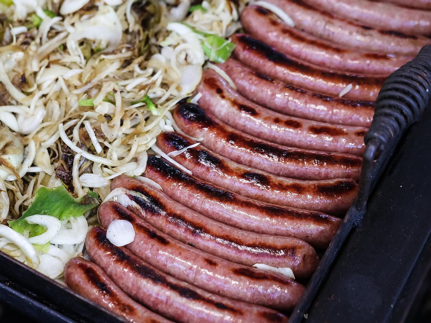 Best Oktoberfest food:
Bratwurst 🌭, Pretzel 🥨, or BIER 🍺😉?
Vote below! 👇