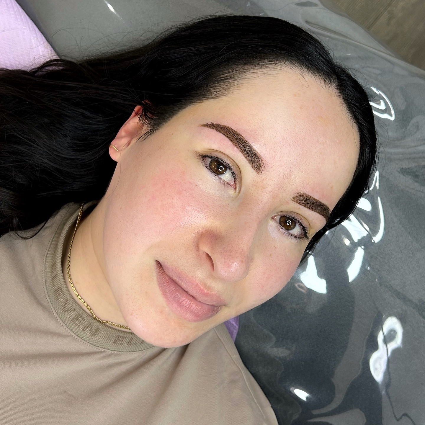 Ombré Brows for my hunni @stephabruzzese - Sculpt + Dye turned tattoo!
I’ve been so slack with posts so if you haven’t see your gorgeous faces on here - oops! I haven’t forgotten you, I’m just terrible at keeping on top of my socials 🤦🏽♀️
#melbournebrows #naturalbrows #melbournecosmetictattoo #melbourneombrebrows #browtattoomelbourne #melbournebrowtattoo #ombrebrowsmelbourne #millparkbrowtattoo
#melbournebrowartist