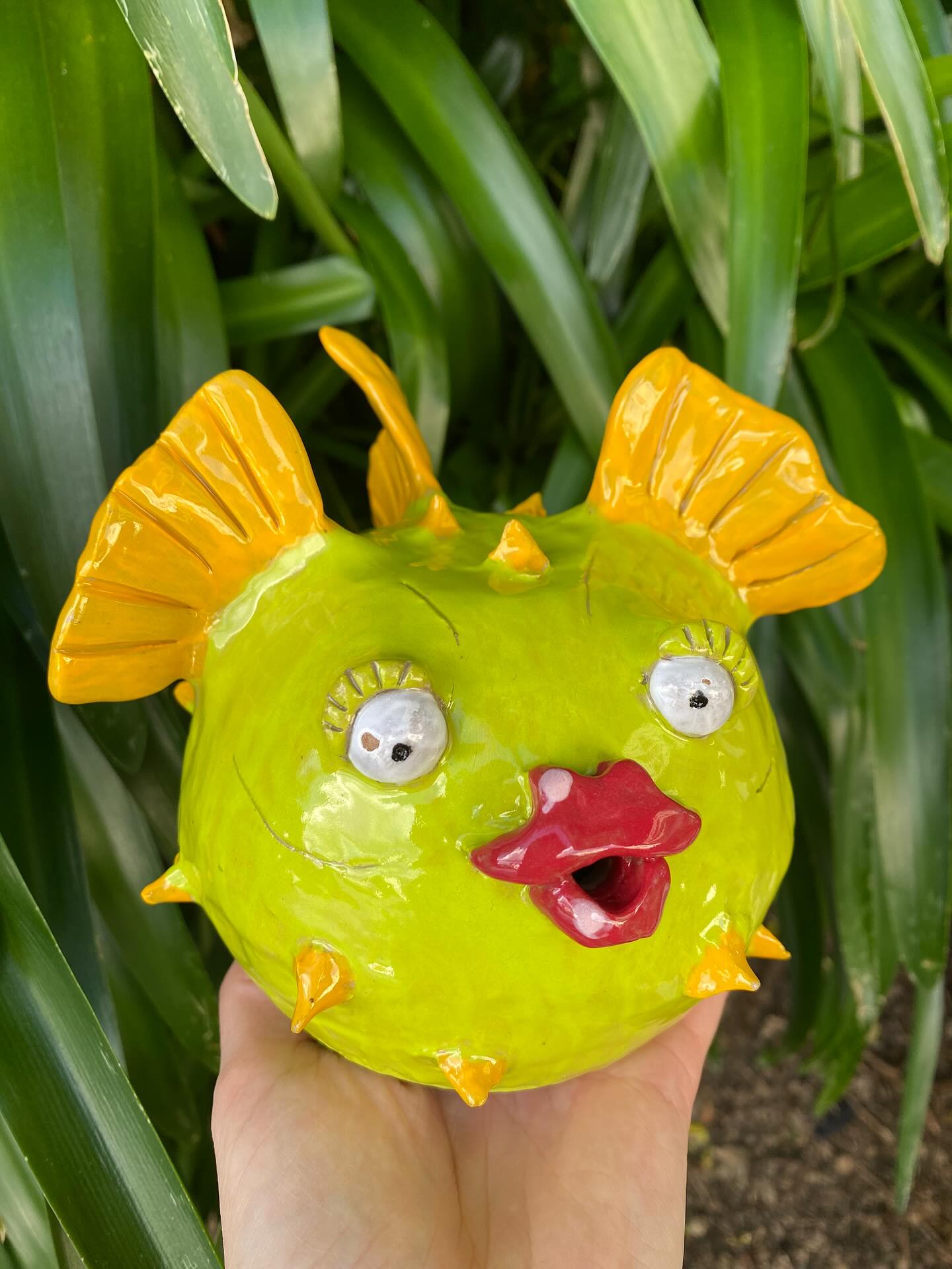 I learn so much with each time I create and glaze pieces. Not happy with my colour choices and that lilac purple underglaze is giving me all kinds of trouble. The white underglaze is also causing some creeping again. Might need to get new white. Not sure if one of these will be the medium fish to get submitted with the large and small ones for Ceramicus, or if I will go back to submitting the one done with purple brush on glaze. Very happy with how my BodyMind tokens turned out though. I have a few more that have holes so they can hang. These ones will get a pin on the back. Will definitely make some more of these to sell at a potential exhibition next year. #learningsomethingneweveryday #glazing #glazingtrouble #kiwiunderglaze #kilngods #glazecrawling