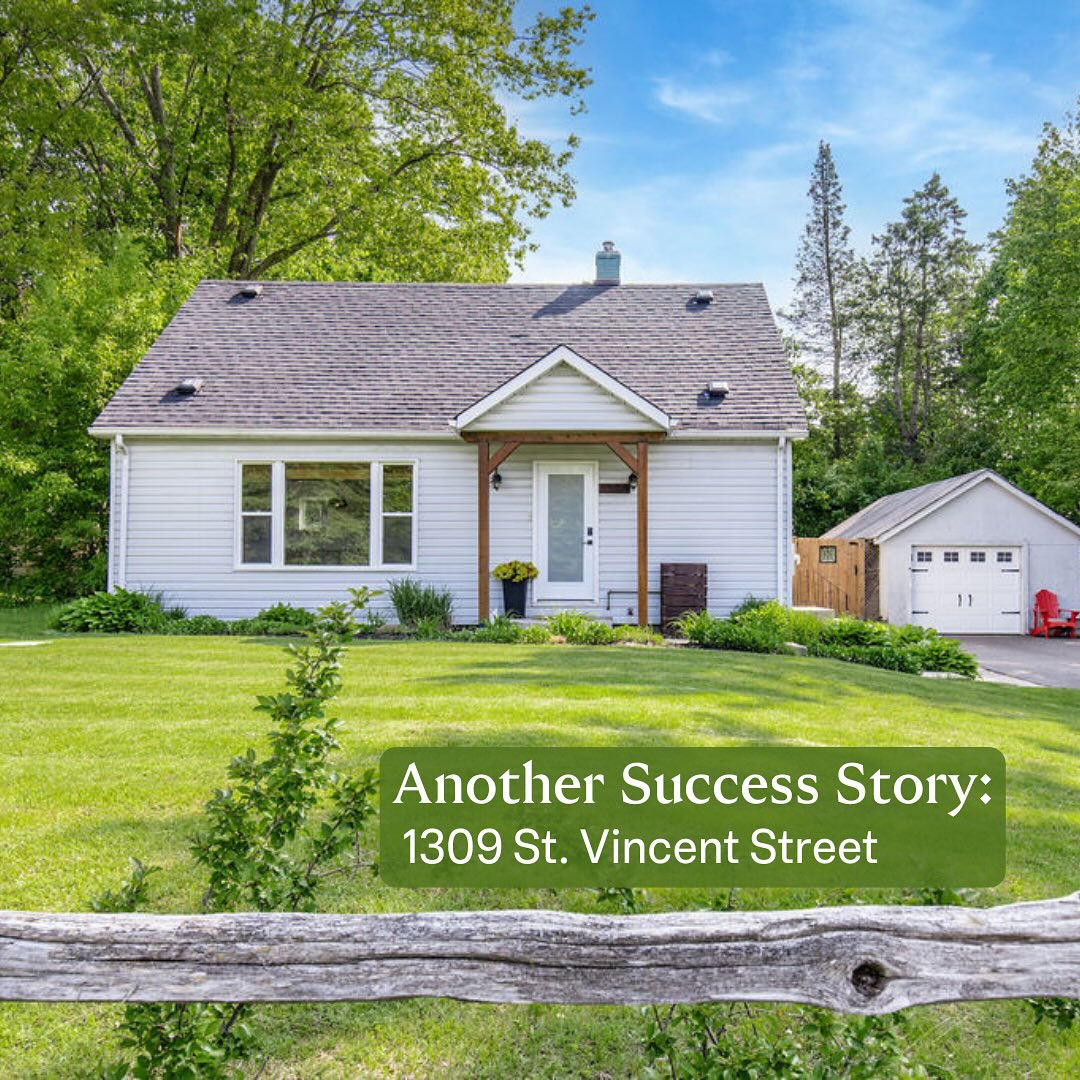 ❤️ Wonderful couple with a little guy - outgrowing their beautiful little home…
🤔 How do they buy the next step up, and get this property sold - knowing they can’t afford to buy without these proceeds… and certainly can’t be without a home, either!
🤝 We got to work. We implemented a plan to prep their property and these clients were all over it! 💪
🔍 At the same time, we got the search rolling and found the PERFECT spot to grow their family. A place they were truly excited about 🤩
💁♂️RESULTS: Home sold. Exciting new home to build their future; purchased! Another WIN and a happy family 😊
#simcoecounty #realestate #kenpoolerealtor