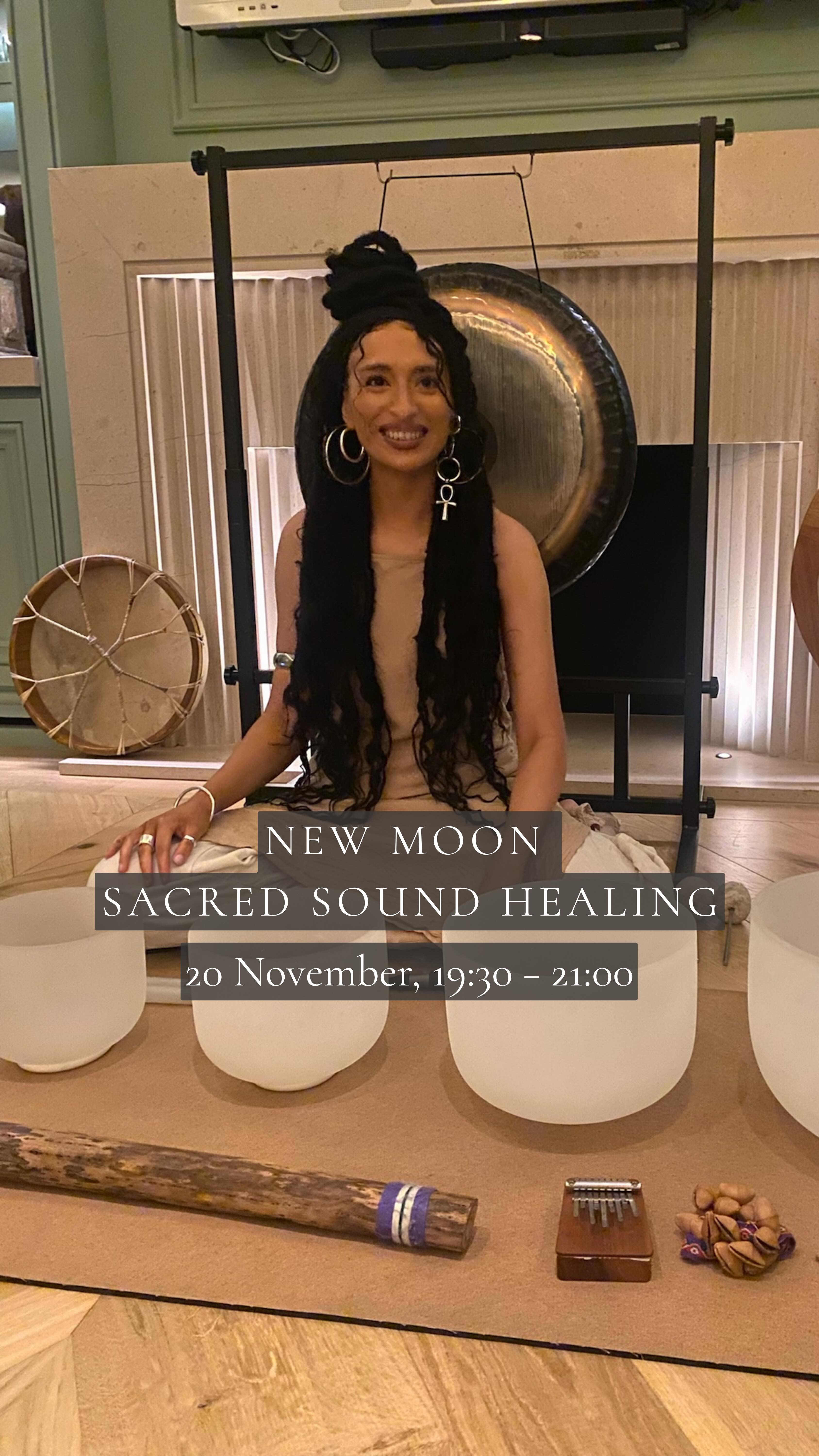 NEW MOON SACRED SOUND HEALING
Join Fire + Alchemy practitioner Jessii Rose for a deeply restorative sound journey designed to help you relax, realign, and nurture yourself.
Experience the transformative power of celestial vibrations — traditional gongs, crystal and Tibetan singing bowls, binaural soundscapes, vocal harmonic toning, and more — all crafted to guide you into deep relaxation and energetic renewal.
Set in the serene atmosphere of the New Moon, this immersive session offers the perfect space to rest, recalibrate, and reconnect with your centred self.
Take this moment to pause and realign with your deepest intentions. NEW MOON SACRED SOUND HEALING
Hart Hotel, Curio Collection by Hilton.
20 Nov 2025, 19:30 – 21:00
This New Moon Sound Healing is part of the Fire + Alchemy x The Hart Wellbeing Chapter