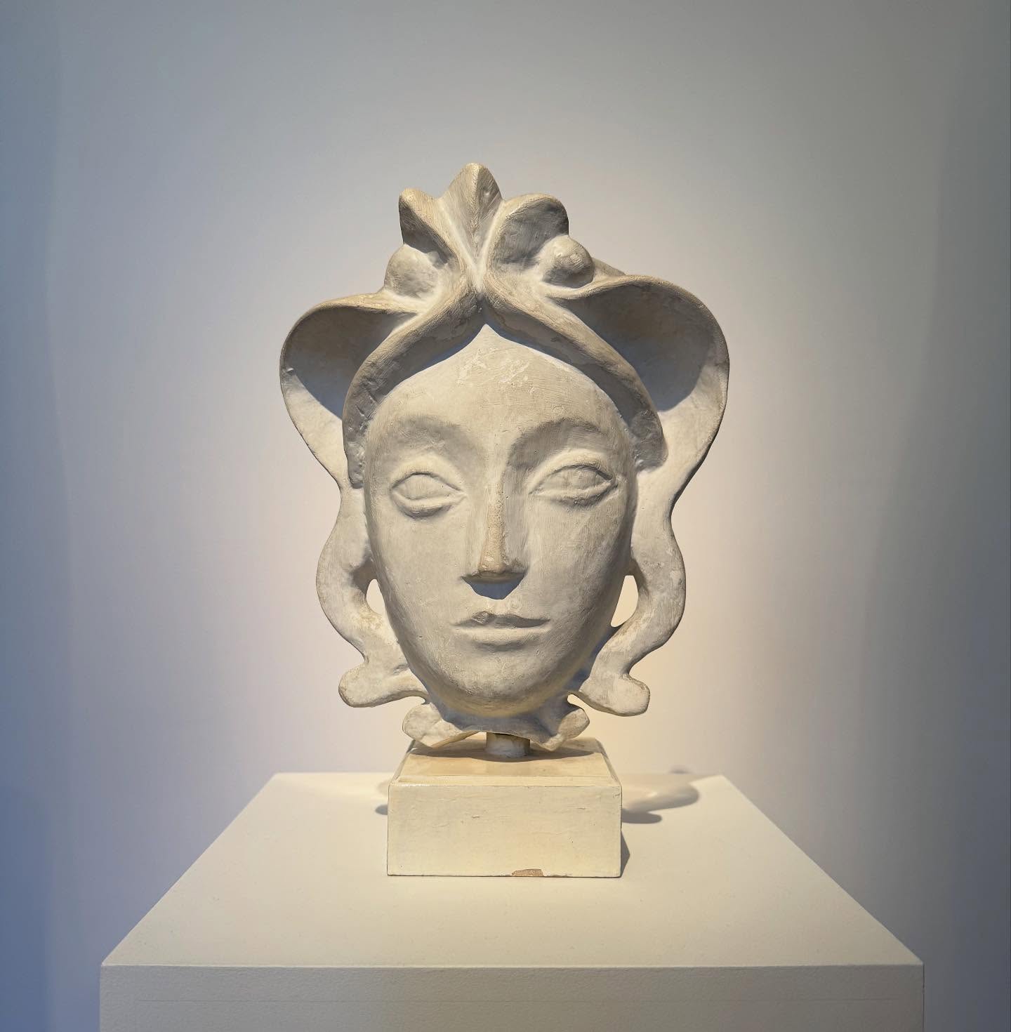 Paris, a week in Design. Only now am I revisiting the photos of a great week, packed with vetting and then the opening of the Design Miami/Paris Fair, and also selected moments in the brand new Art Deco exhibition at the @madparis. Not enough time as ever to catch up with everyone but always great to be able to tour the shows, discuss and enjoy what’s on offer with clients and contacts.
@designmiami #design #advisor