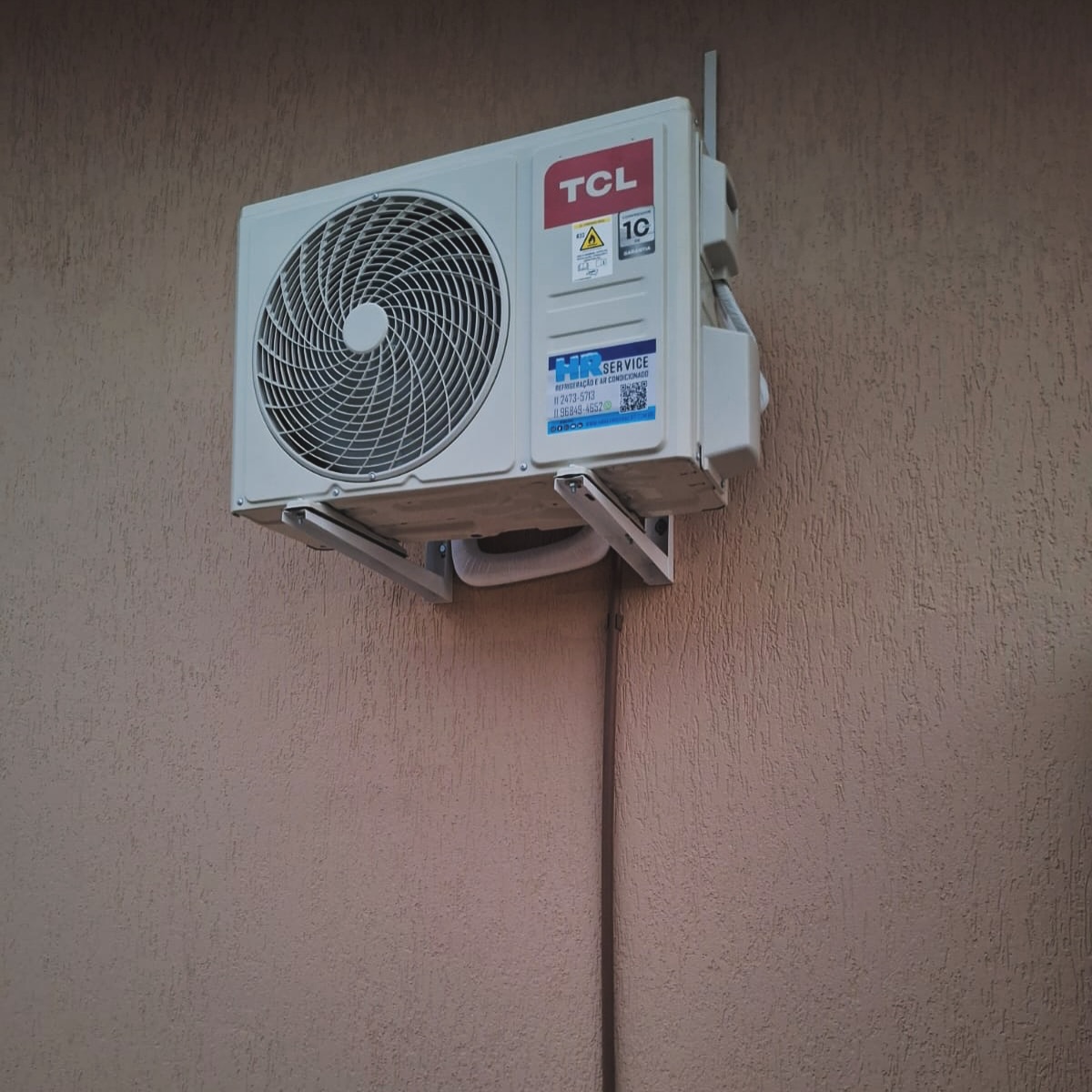 Instalação realizada com sucesso pela HR SERVICE! ✅
Foram instalados 4 equipamentos TCL 9.000 BTUs TPRO 2.0, garantindo conforto, eficiência e climatização de qualidade ao ambiente.
Excelência e cuidado em cada detalhe. ❄️🔧
#hrservice #souparceiroleveros #tcl #arcondicionado #climatização #confortotérmico