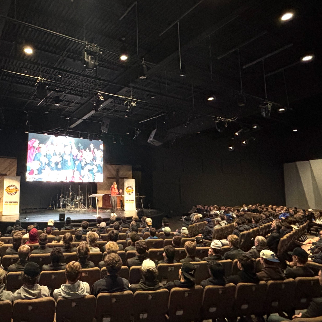 Tonight we were super excited to welcome Samantha from @riseabovemp
to St. Albert as the guest speaker for our Raiders Player Education Series.
She spoke with our Raiders players about building mental strength...an important part of the game and life beyond the rink.
Each year, the Raiders Player Education Series aims to empower, engage, and educate by creating awareness around key topics such as mental health, inclusion, culture and leadership. #stepforward
