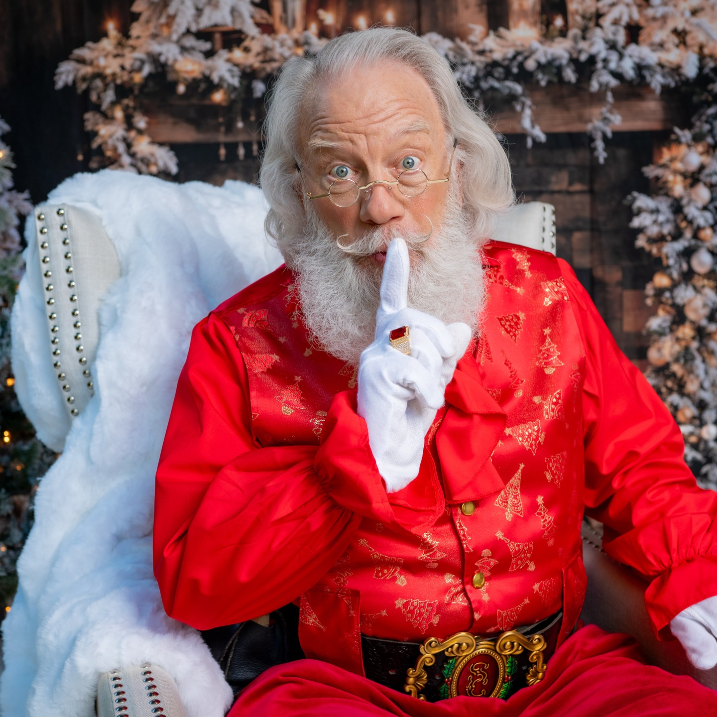 Don't tell anyone, but it's only 49 days until Christmas Eve! Will you be ready?
Photo by @jarrodbcecilphoto