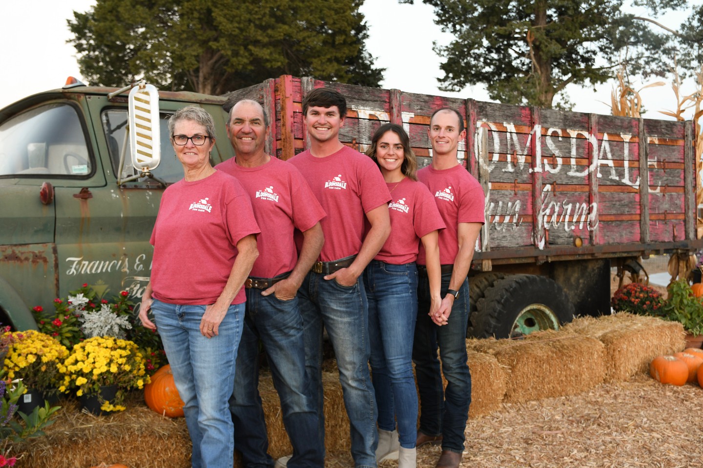 On behalf of our family, we want to thank everyone who came out to the farm this season. We are incredibly thankful for the support, and have loved watching you all make memories with us. 💛
Next up: planning for some EXCITING things to come in 2026. What would you like to see on the farm? 😍