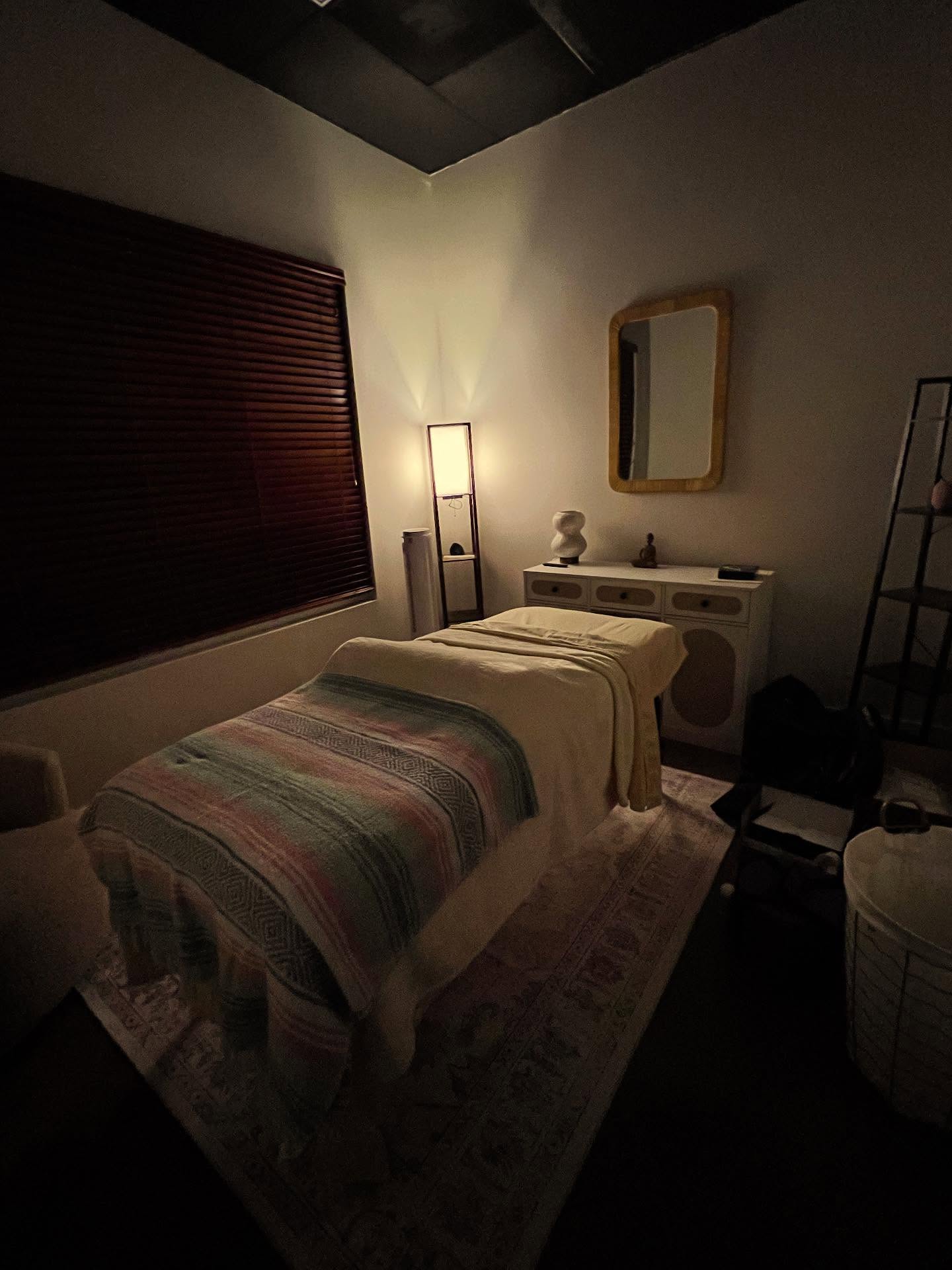 โจ A new chapter beginsโฆ โจ
Iโm beyond excited to share that Coalesce Energy is now offering Massage + Reiki at Banyan Soul Yoga! ๐ธ This space already feels so aligned โ calm, grounding, and full of possibility. ๐ Itโs still a bit of a work in progress as I get everything set up just right, but I couldnโt wait any longer to share this with you!
Stay tuned for more updates (and some beautiful finishing touches!) as I continue creating this healing space. In the meantime, you can already book your Massage or Reiki session and experience the energy for yourself. ๐ฟ
๐ Banyan Soul Yoga, 980 SE Indian St, Stuart, FL 34997
๐ Link in bio
โจ Banyan Soul members also receive a special discount on all services as a thank-you for being part of this amazing community!