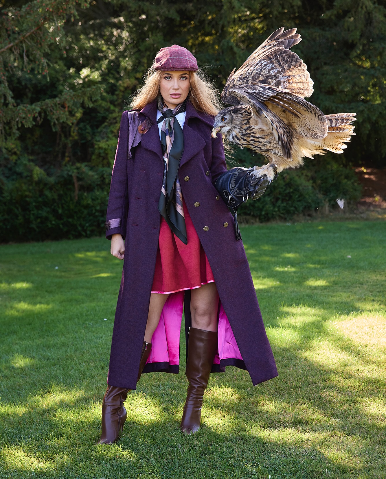 How epic does Lucy and Ellie the Owl look?This shoot was a few weeks ago at the gorgeous @swintonestate for Tweed fashion designer @isabellerandall .
I love looking back through shoot images to see what photos didn’t quite pass for the brand, ie showing the garments at their best or huge birds covering the clothing too much 😂🙈 but equally bringing the drama in photographic terms. The combination of the bold purple against the natural countryside backdrop just works perfectly for this series, one of my faves from this photoshoot!
Clothing @isabellerandall
Location @swintonestate
Photographer @jenniferthoburnphotography
Scarves @wentworthofyorkshire
Models
@lucy_raine93
Ellie the Owl
#yorkshireliving #magazinefeature #covershoot #yorkshirephotographer #swintonestate #yorkshirefashionphotographer #britishfashiondesigner #isabellerandall #luxuryfashion #tweedstyle #countrystyle #femaleentrepreneur #tweed #owlphotography #fashionphotography