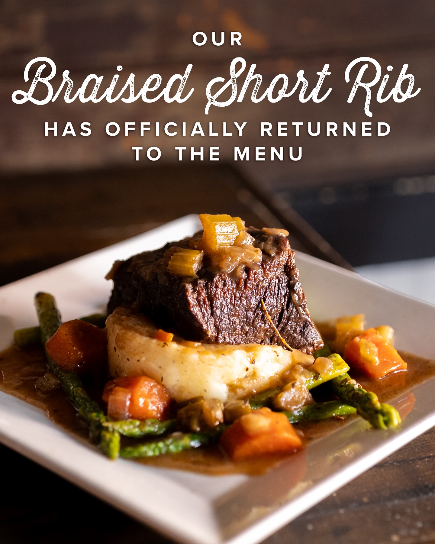 It’s back. 🍽️
You asked. We listened. The braised short rib has officially returned to the menu—slow-braised, rich, and ready to warm up your night.
📍Available for dinner. Come get cozy.
#BraisedShortRib #AstoriaEats #NYCDining #ComfortFoodSeason #ThePomeroyNYC #FallMenu #BackOnTheMenu #NYCFoodie #AstoriaQueens #WhereToEatNYC