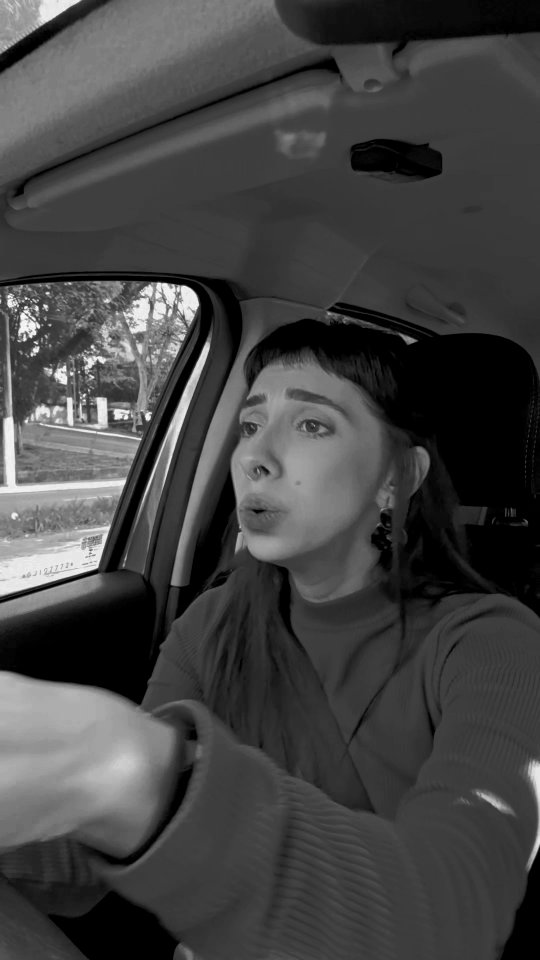 Mais um dia gastando a voz de taquara no trânsito de SP.
IT'S HARD OUT HERE FOR A BIIITCH 🗣🗣🗣