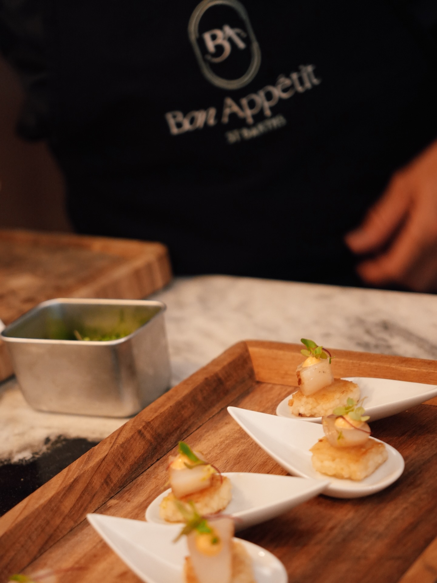 🥂 The essence of elegance, one bite at a time.
Every event deserves cuisine that delights and design that captivates. Tailored menus, crafted moments — made to impress.
Contact us to elevate your next event.
📞+33 6 42 55 85 32
📧 info@bonappetitsbh.com
•
•
•
•
•
•
📸 @juna_studio_sbh
#PrivateChef #StBarthChef #FineDining #GourmetExperience #CulinaryArt #FoodLover #ChefLifestyle #LuxuryExperience #PrivateDining #StBarth #StBarths #IslandLuxury #TailorMadeExperience #Gastronomy #HauteCuisine #CookingWithLove #FoodPhotography #TasteAndElegance #ExclusiveExperience #BonAppetitSBHi