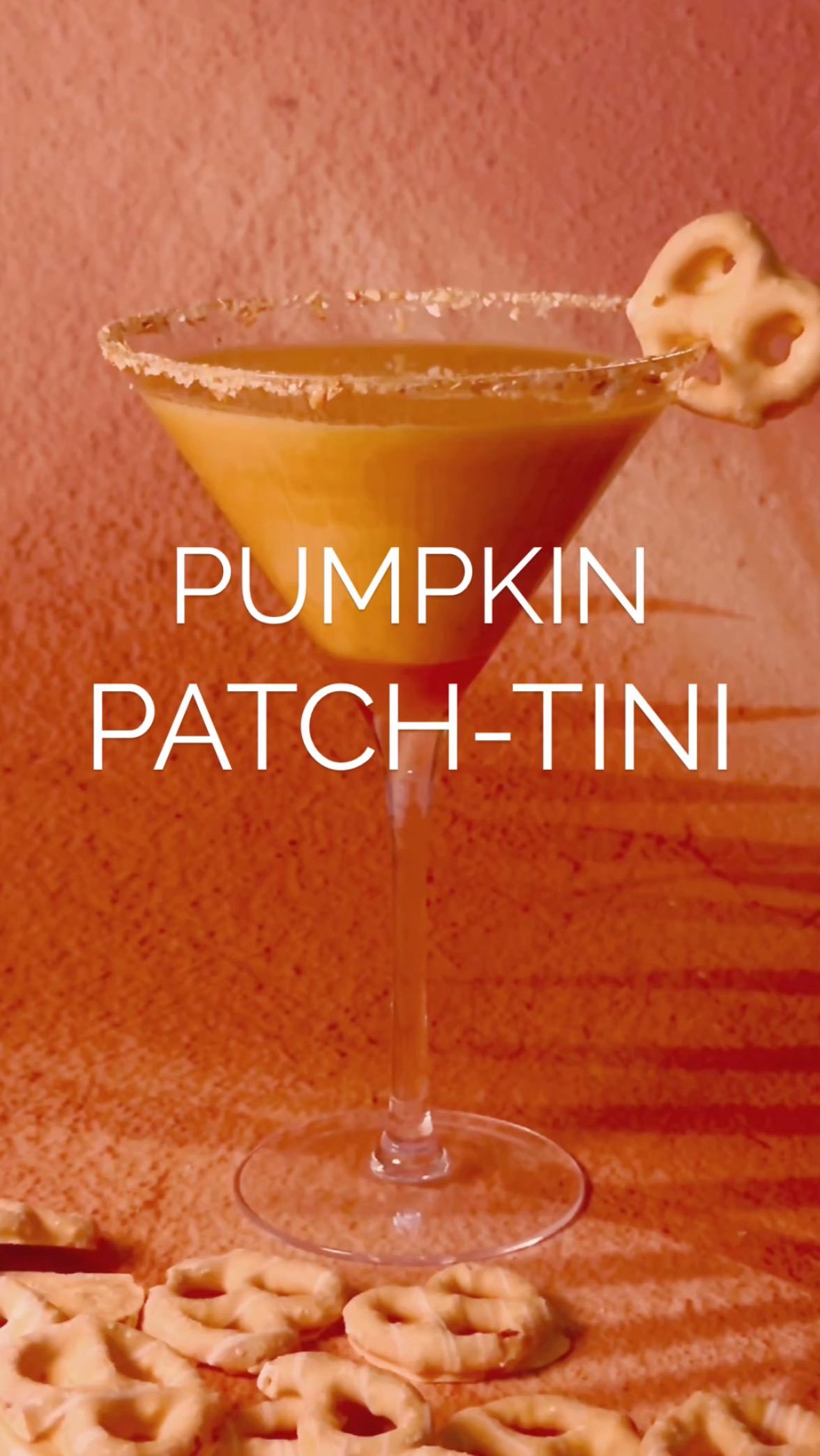 I accidentally created the best fall martini 🎃
Started with “what if pumpkin spice pretzels were a drink?” and ended up here: creamy, spiced, and perfectly balanced.
The pumpkin purée brings real pumpkin flavor (not just spice), and that pretzel rim? Chef’s kiss.
Fair warning: your guests will ask for the recipe… more than once.
Full recipe → link in bio 👆
#pumpkincocktails #pumpkinmartini #fallmartini #pumpkinspice #fallcocktails #autumncocktails #vodkacocktails #dessertcocktail #easycocktails #cozycocktails #cocktailrecipes #falldrinks #holidaycocktails #thecasualsipper #fallvibes