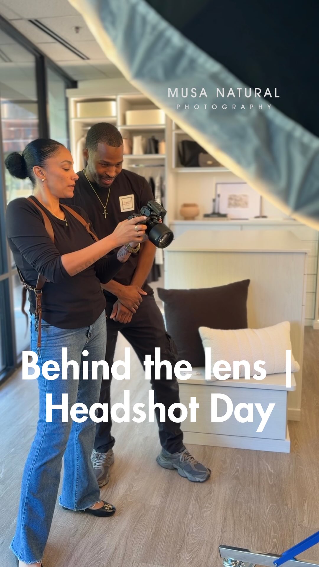 Behind the lens and in front of it, teamwork, laughter, and fresh new headshots for the team 📸
Here’s what headshot day really looks like! With a little joke break because I’m a professional 🤭
#HeadshotsATL #AtlantaPhotographer #BTS #TeamHeadshots #ProfessionalPhotos #BusinessPortraits #CorporatePhotography #MusaNaturalPhotography #ATLBusiness #StudioShoot #PhotographerLife #ConfidenceInFrame #OnSetVibes #WorkButMakeItFun #AuthenticAF #CreativeProcess