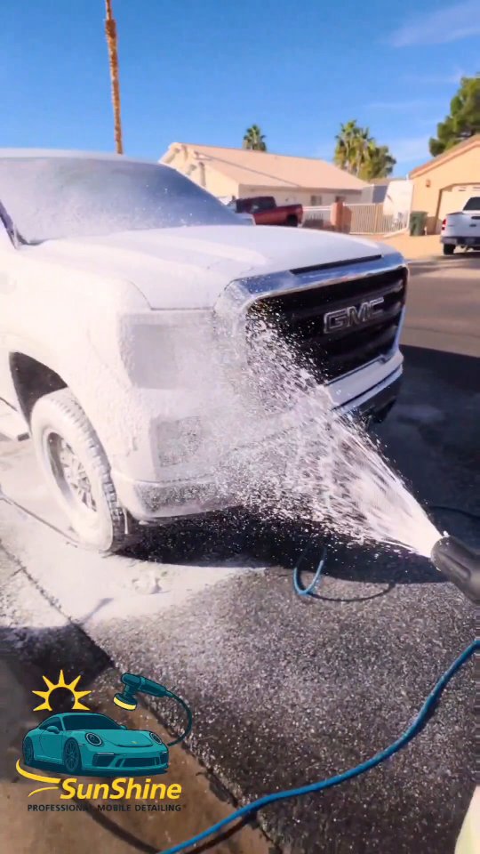 Almost Dropped My Phone 😅
#vegasdetailing #mesquitenv #mesquitedetailing #autodetail #fyp #lasvegasdetailing