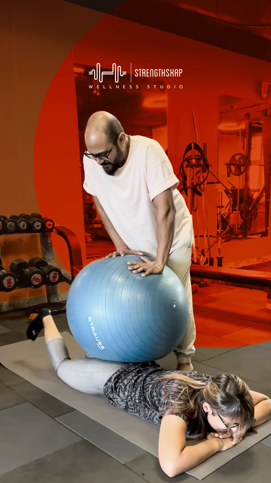 Speed isn’t just built on the track!
Explosive strength training improves stride power, acceleration, and control which in turn helps runners go faster, safer, stronger.
Call 9592232333 to book your session today!
#StrengthSkap #ExplosiveTraining #RunnerStrength #SpeedTraining #MoveBetterRunFaster #healthyliving #physiotherapy #strongereveryday #painrelief #pilates #wellness #fitnessmotivation #workout #activelifestyle #fitindiamovement #runner