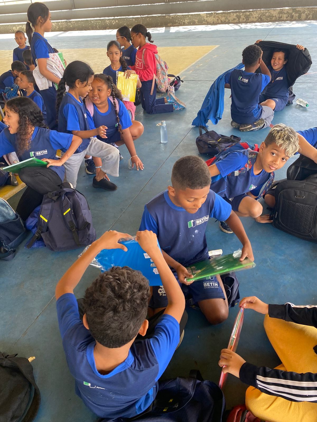 Here we have some photos and records of the materials donated and received by the kids.📗📙
We’re happy to see their smiles and excitement, a reflection of how small gestures can make a big difference. Through Guiding Numbers, we continue to inspire learning, joy, and confidence in every child we reach. 💛