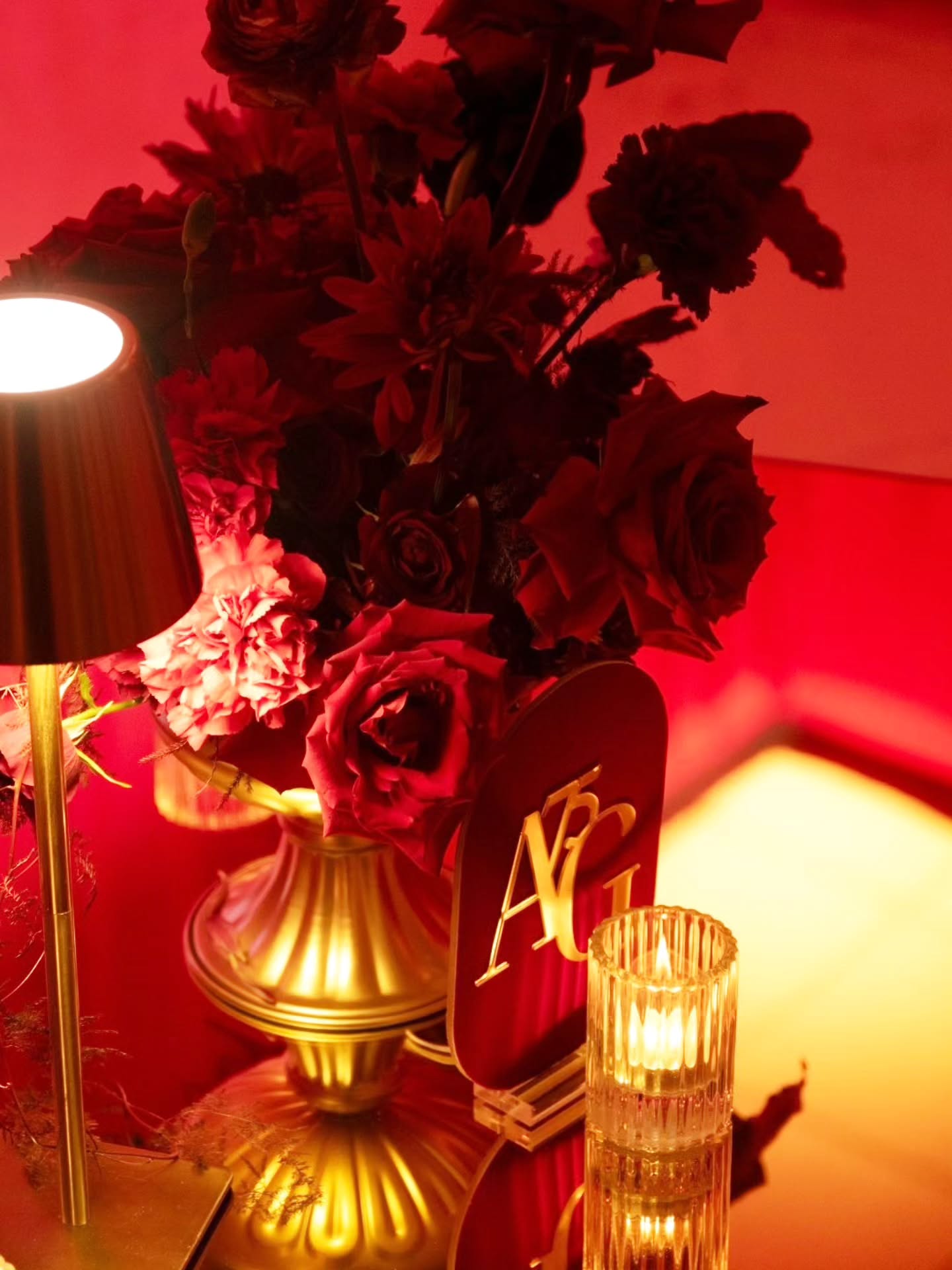 For most events, after hearing the client's vision, the design just comes to me. But thisssss, for THIS woman?? I took my time. After 50-11 revisions, I sat back and was pleased.
Photography: @zoaphoto
Design, decor, install: AOD
Venue: @flyhigheventsllc
#AG75 #birthdaydecor #redparty #weddingdecor #luxuryweddings #detailsmatter #eventdetails #eventplanner