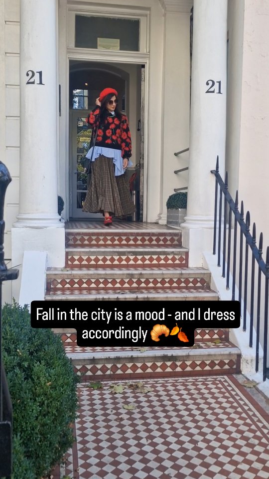 Romanticizing fall one latte at a time
#fallstyle #fallfashion #autumnstyle #autumnvibes #streetstyleinspo #ootdstyle #falloutfitinspo #coffeetime☕️ #chicstyle #fashionreels #romanticizinglife #maincharacterenergy #falloutfits2025 #parisianvibes #coffeeculture #cafereels #stylewithtia #fashionbloggerstyle #fallmood #dailyoutfitinspo #neutralstyle #aestheticreels #style_with_tia