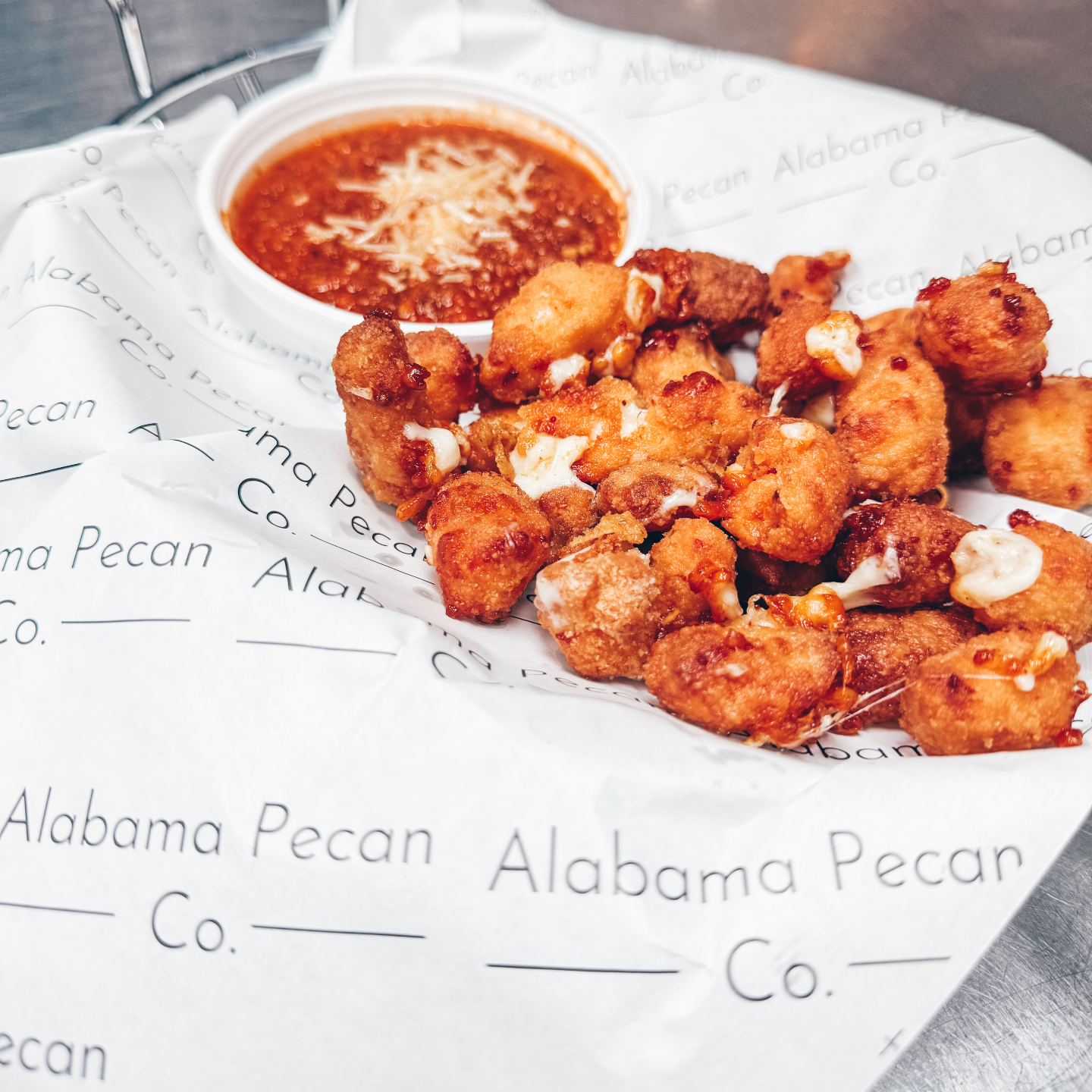 🏈 Saturday = Football + Food Done Right 🍔🍗🧀
Whether you’re tailgating, couch-gating, or just here for the snacks, we’ve got your game-day favorites covered:
🍔 Bacon cheeseburgers hot off the grill
🍗 Bone-in wings sauced to perfection
🧀 Crispy, golden cheese curds that disappear way too fast
Grab your crew, place that order, and make halftime taste better than kickoff. (Beer sold separately 😉)
📞 334-898-1634
💻 AlabamaPecanCafe.com
#GameDayEats #SaturdayFootball #SouthernTailgate #WingsAndBurgers #CheeseCurdCravings #TheAlabamaPecanCompany #AlabamaPecanCafe #BamaEats #FootballFood #WeekendVibes