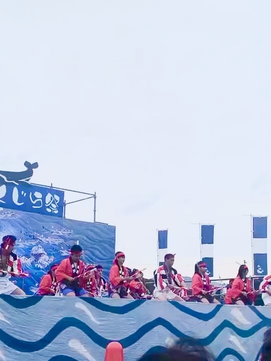 先日、太地浦くじら祭りが開催されました🐳✨
お友達が送ってくれた動画です!
今年は行けなかったけれど、来年は行きたいなぁ🥲💙
The Taiji Whale Festival was held recently, and my friend sent me this video.
I couldn’t go this year, but I hope to be there next year 🐳💙
⸻
ハッシュタグ(日本語+英語)
#太地町 #太地浦 #くじら祭り #くじらの町 #和歌山 #新宮 #紀伊半島
#Taiji #Wakayama #JapanTravel #WhaleFestival #CoastalLife #IslandVibes
#guesthousecocoyui #心結ゲストハウス #旅の記録 #旅好きな人と繋がり