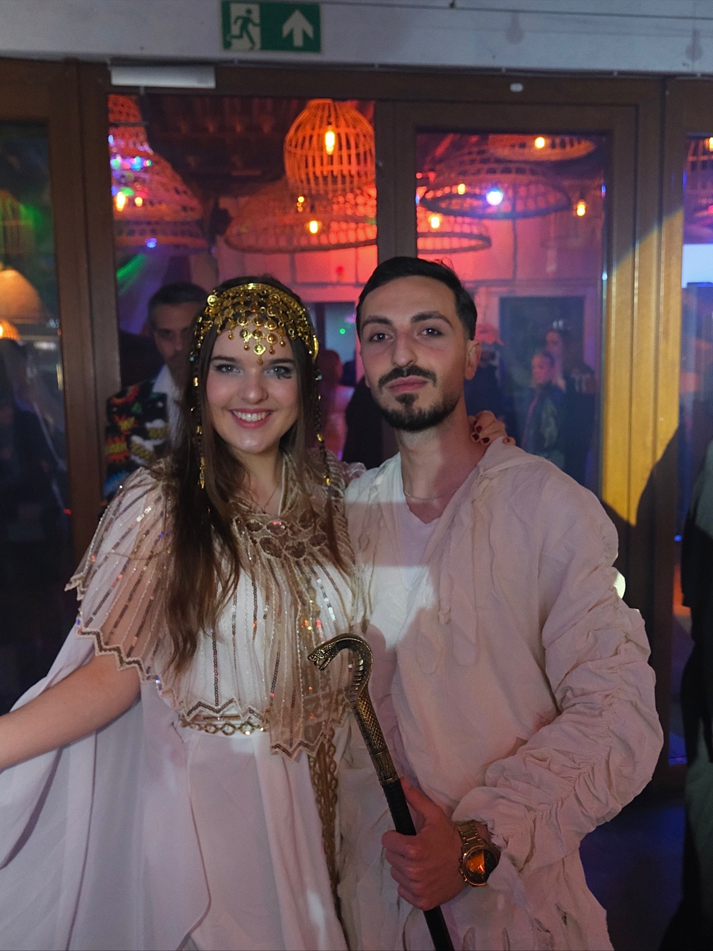 Achtung, Gruselalarm! 👻 Im Strandsalon war Geisterstunde angesagt, denn zur großen Halloween Party haben wir um richtig viel Horror und gute Laune gebeten.
Und ihr habt geliefert: viel Lachen, bisschen Schreien und ordentlich Stimmung. Die Bilder sprechen für sich. 🎃🧟♀️
#strandsalon #lübeck #halloween