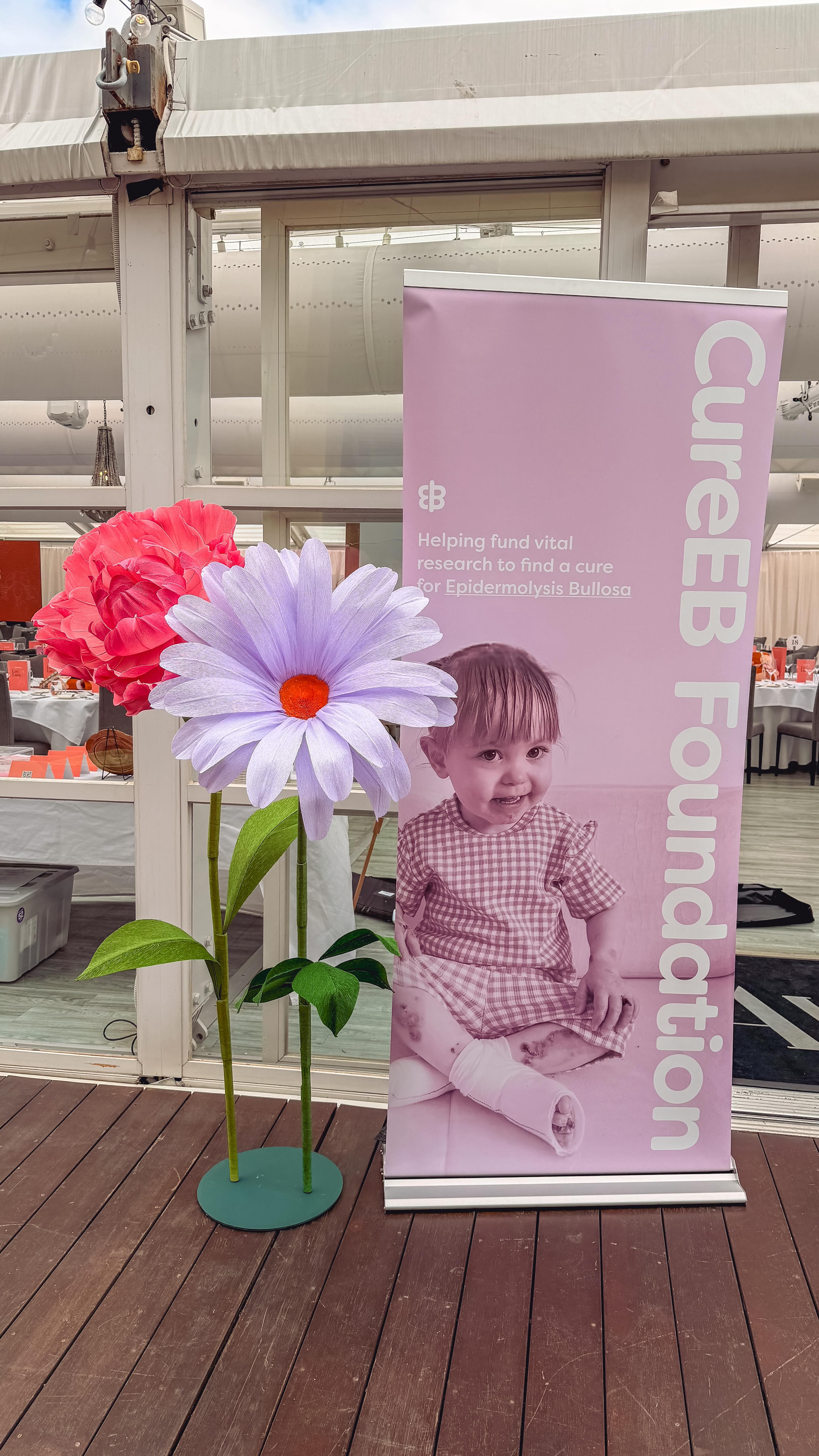 A day installing giant flowers 🌷
Behind the scenes of us bringing some magic to an event ✨
#giantpaperflowers #giantpaperflowersmelbourne #floritastudio #giantflowerdecor
