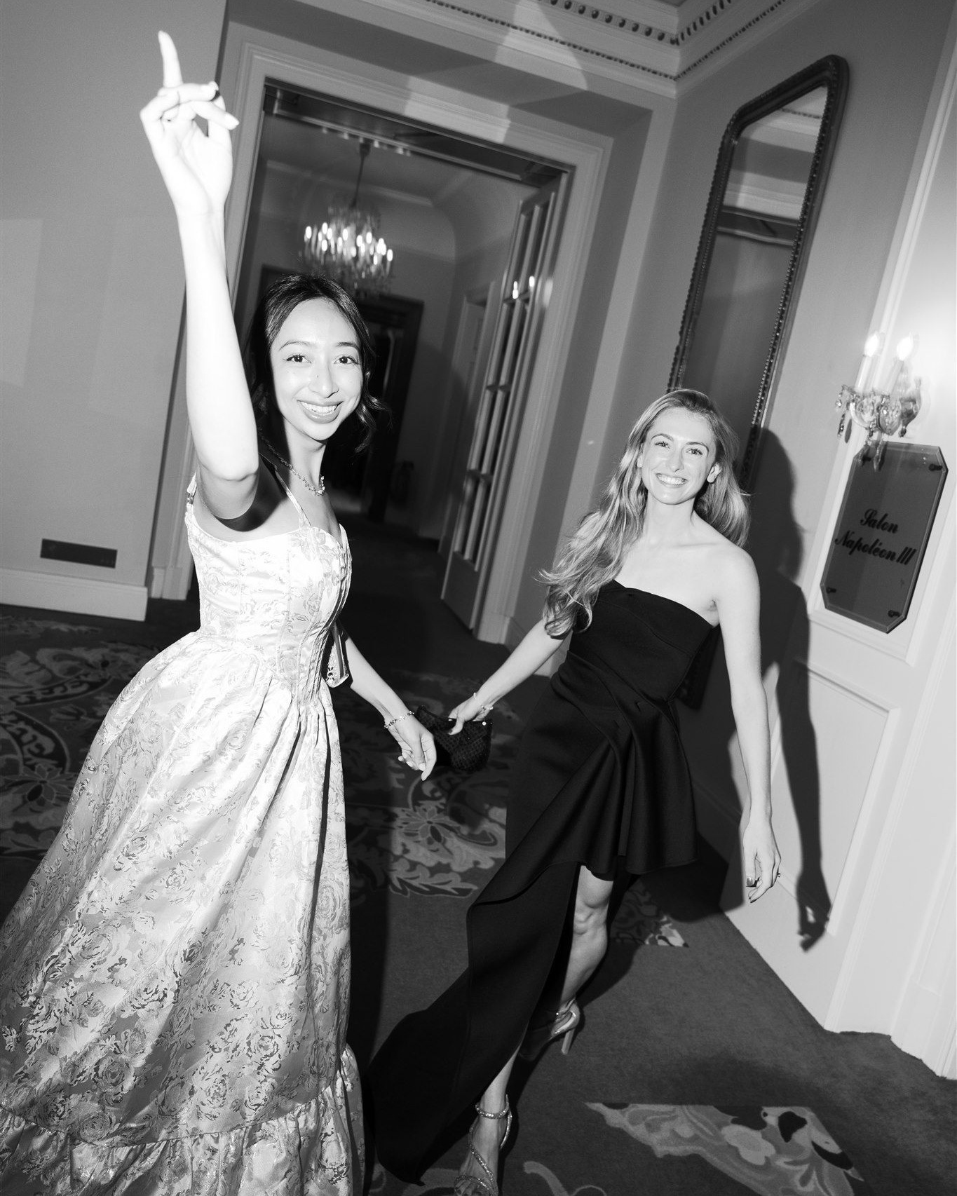 Joy dressed in silk and laughter.
Every celebration begins here — in the anticipation, the energy, the becoming.
→ Follow @gaeadesignevents for more moments of quiet excitement.
Wedding Planning, Conception & Design: @gaeadesignevents
Floral Design: @gaeadesignevents
Photographer: @nathangeorgephoto
Tablecloths & Chairs: options
Location: @victoriajungfrau
Cake: @pandemiel.ch
Band: @moondancersband
Hair & Makeup: @julia__dittrich
Candles: @esteranderik @carpe_home
#weddingflowers #weddingdecor #weddingstyle #weddingvenue #weddinginspo #weddingdetails