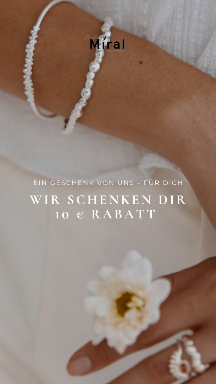 Ein Geschenk von uns – für dich 💌
Ein kleiner Klick – und ein großes Lächeln, für dich oder deine Liebsten. 💖
#Rabattaktion #JuwelierMiral #SchmuckOnline #BremenNord #Vegesack