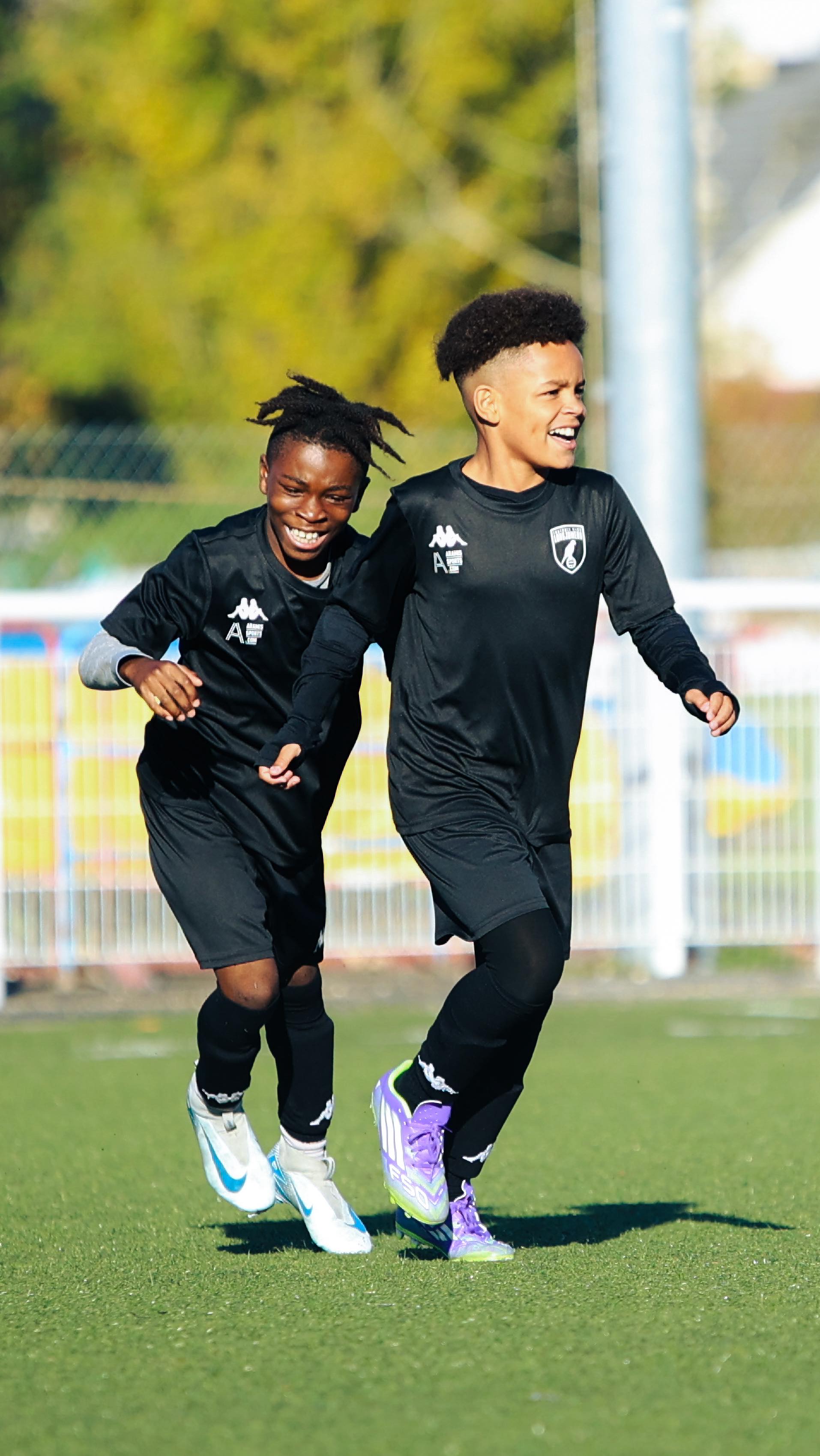 Retour sur le tournoi U10/U11 du @fclongjumeau 🔥
Une superbe journée de football, d’émotions et de passion ⚽️