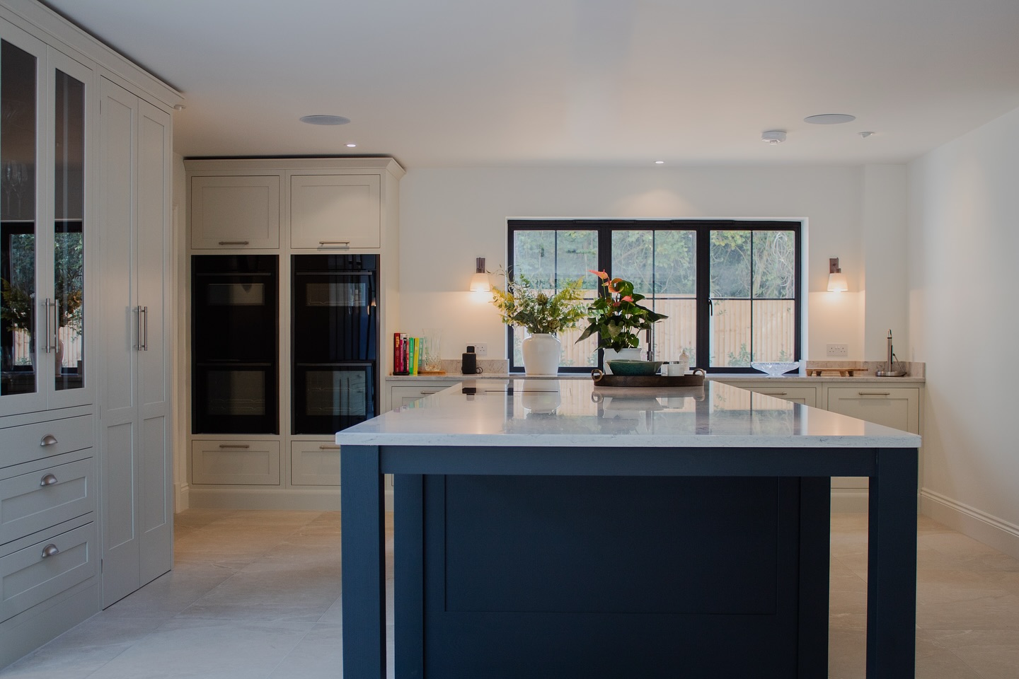Here’s the kitchen at Winch House. Thoughtful design, subtle contrasts, and a quietly elegant character that carries through the whole home.
More of this project to follow soon.
#webercreativeliving #weberwednesdays #webercreativeinteriors #craftedinteriors #joinerydesign #madetomeasure #kitchendesignuk #moderncountryhome #britishinteriors #homeinspiration #interiorarchitecture #interiorstylingideas #winchhouse #hampshirehomes #southcoastinteriors