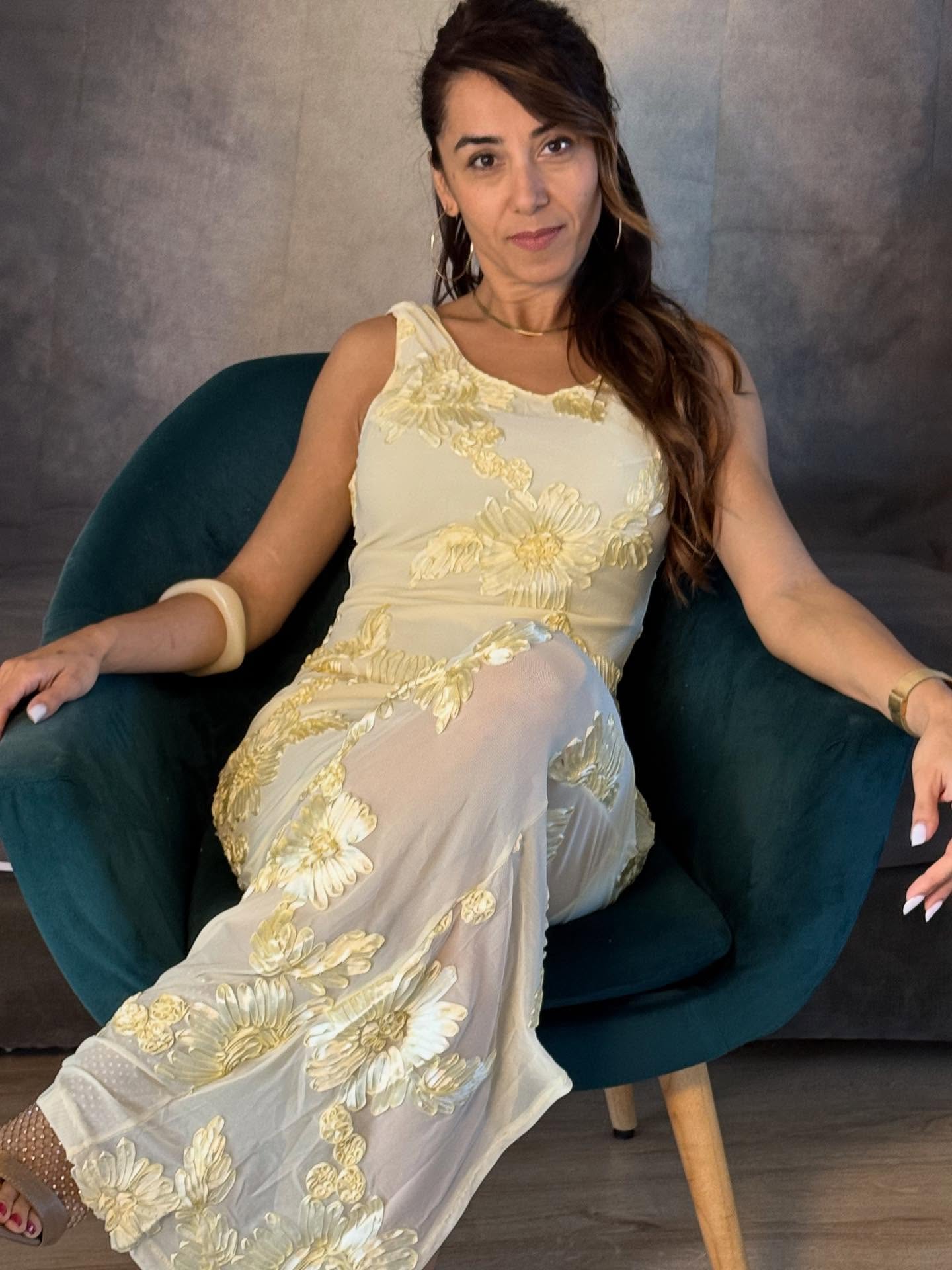 Robe longue femme bohème chic jaune !!!
Disponible en ligne:www.valentinaboutique.fR
#robes #robedesoiree #ventedevetements #vetementsavendre #boutiqueenligne #boutiquefemme #anglet #bayonne #biarritz #paris #marseille #lyon #toulouse #bordeaux