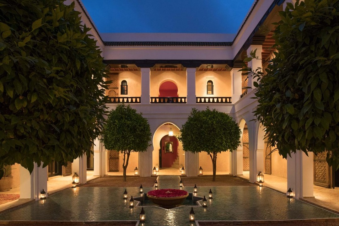 Welcome the New Year in the golden glow of Morocco.
Marrakech enchants with clear skies, the scent of spices, and the rhythm of its souks. Celebrate under warm winter light, between palm groves and desert dunes. In Agafay, a dinner beneath the stars becomes a moment to remember — where **elegance, emotion, and Moroccan soul** come together in timeless harmony.
#YourEscape #LuxuryTravel #Marrakech #Morocco #NewYearEscape #AgafayDesert #DesertDinner