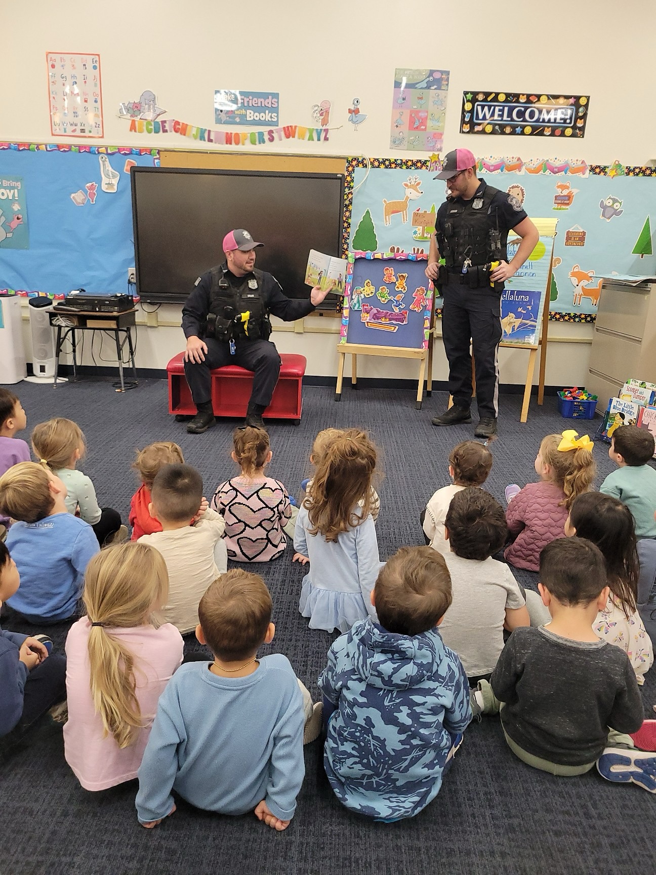 Thank you to County Road School for welcoming Officers Solan and Cataldo! Our officers had a great time reading to the K–4 students and spending the morning promoting a love of reading and community connection.
