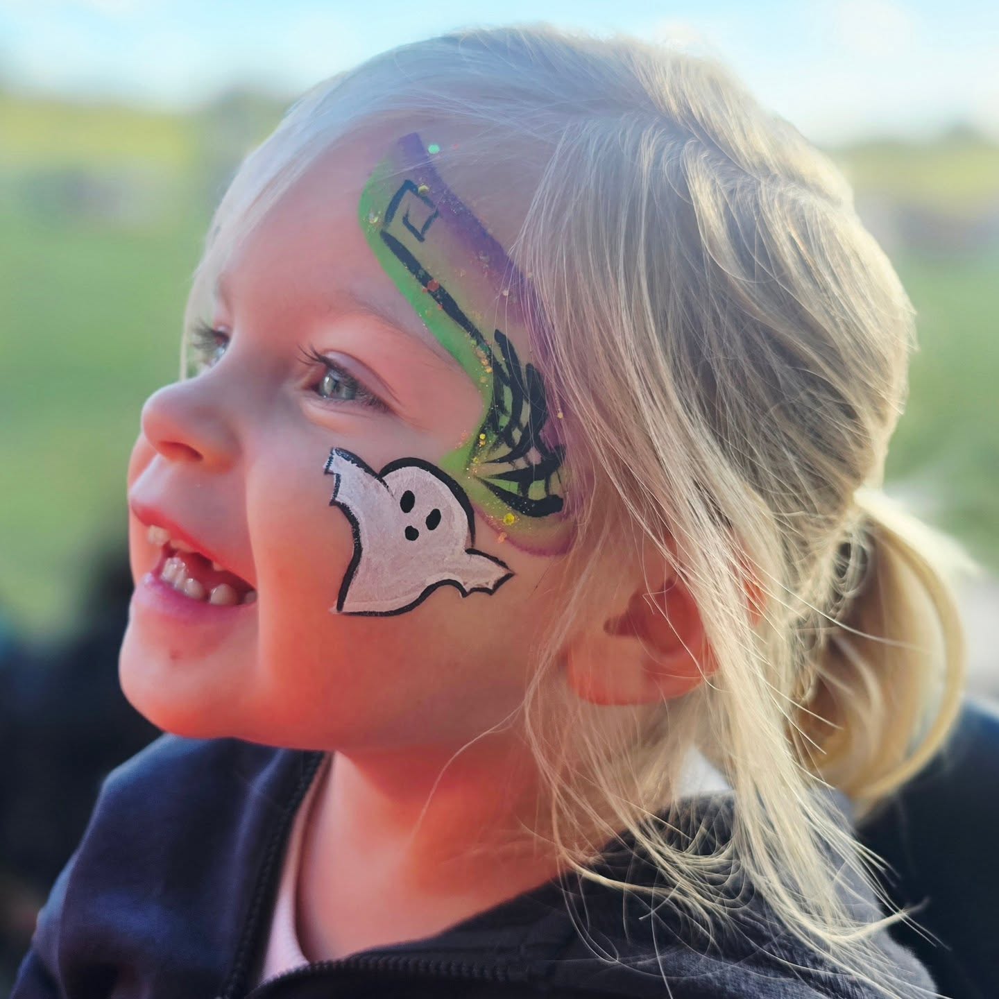 This girl cracked us up with her silly, goofy faces — and we were lucky enough to catch catch a few on camera! 😄💖🎨
Hashtags:
#DixieLandFacePainting #FacePaintingFun #SillyFaces #GoofyGirl #BalloonTwisting #NashvilleEvents #FamilyFun #KidsEntertainment #NashvilleFacePainter #BalloonArtist #MakingMemories #NashvilleFamily #EventEntertainment #HappyFaces #PartyFun