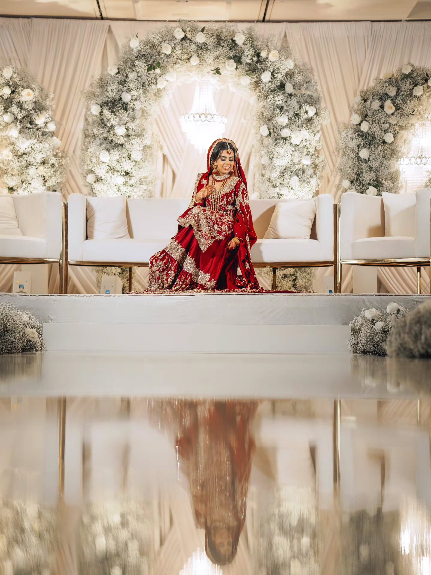 Congratulations to Nida and Abbas
May Allah swt bestow his blessings upon you both. Aameen
Thank you for choosing @creativecapturesuk
Photography @creativecapturesuk
Cinematography @creativecapturesuk
Stage and decor @diamondevents_uk
Hair and Makeup @sadafismailhairandmakeup
#photography #2025 #weddingmakeup #wedding #weddinginspiration #couple #couplegoals
#photography #weddingphotography #bride #groom #pakistanifashion #mehndi #jewelry #cine #cinematography #weddings #nikkah #bridalmakeup
#bridestory #groomsmen