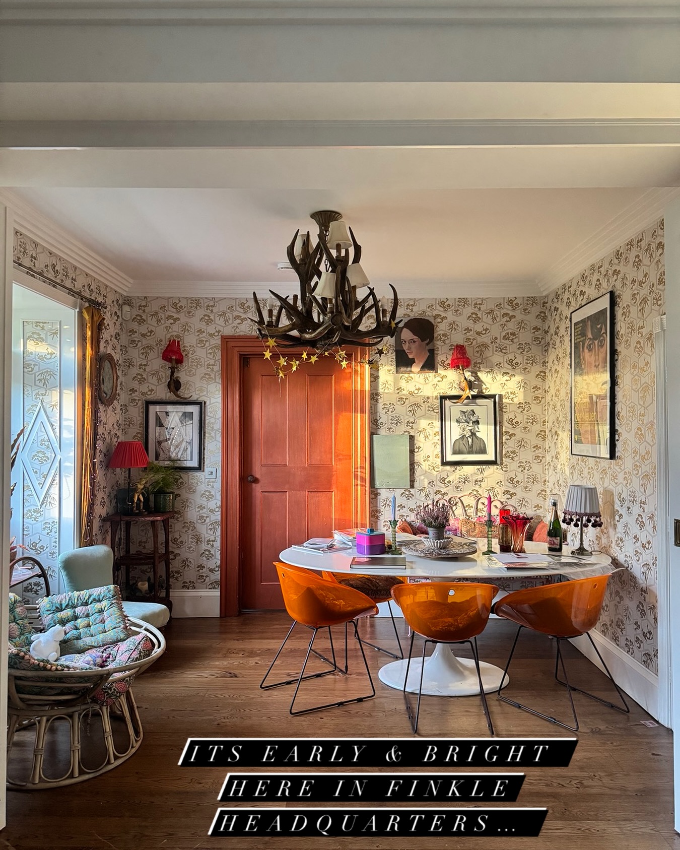 It’s bright & early here in bbinfinkleinteriors headquarters ….#richmondnorthyorkshire at #finkleheadquarters #bbinfinkleinteriors looking forward to a sweet day in my shop👩🎨#bespokeinteriors #interiorswithheart #interiorphotography #designershome #artistsspace #love #interiordesign #interiordecor #interiorstyling