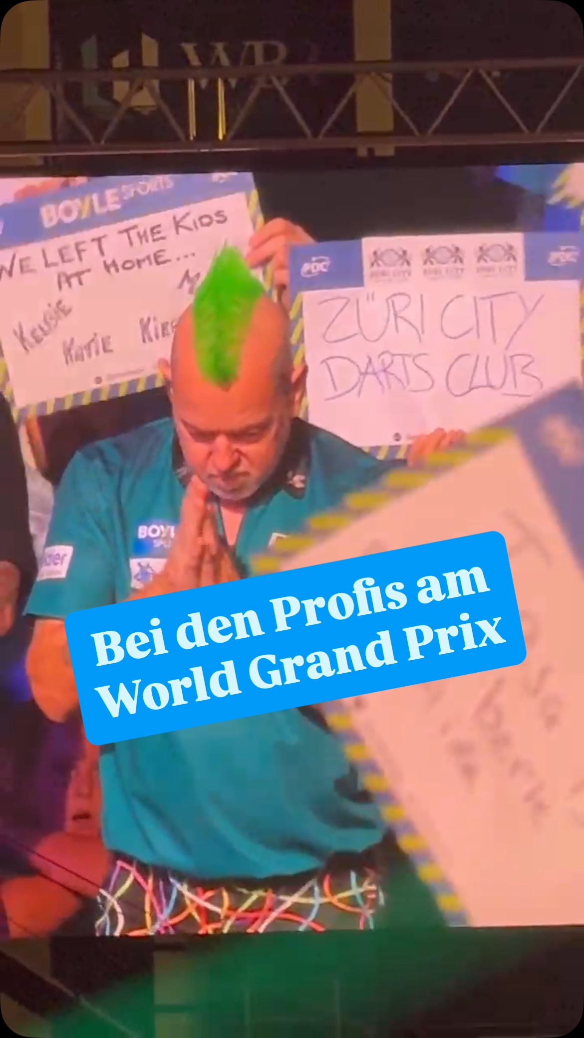 Wir haben und bei den Profis am World Grand Prix in Leicester ein paar Tipps abgeholt. Und unseren Vereinsnamen dem internationalen TV-Publikum vorgestellt 😉
#zuericitydc #dartscommunity #pdc #worldgrandprix #steeldarts #petersnakebitewright #mikededecker #stevenbunting #gerwynprice