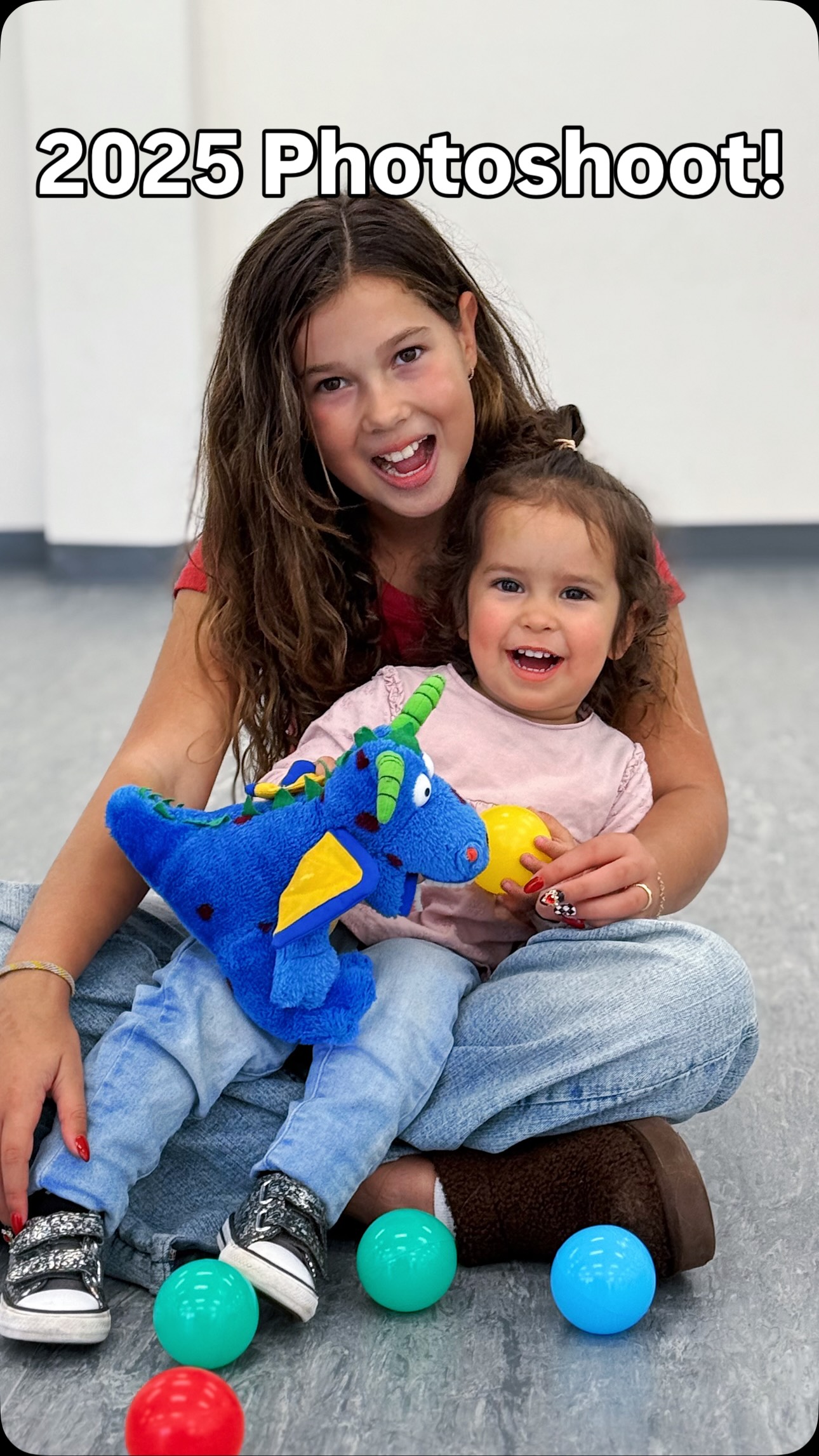 We just wrapped our 2025 photoshoot! Big thanks to our wonderful child models who joined us and made the day extra special.
#pediatricdentist #kidfriendlydentist #bayarea #marin #millvalley #greenbrae #dentistlife #photoshoot #behindthescenes #community