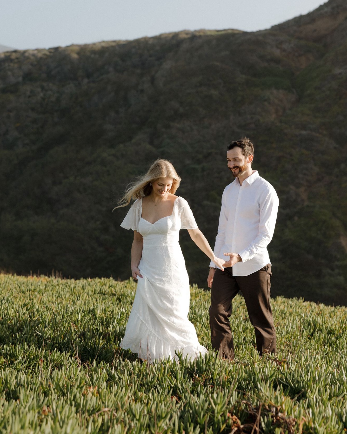 Today’s the day. ✨
Nik and Ashley — surrounded by family, sunshine, and so much love — finally say I do.
From the quiet morning moments to the celebration that follows, this day is everything they’ve dreamed of and more. I can’t wait to capture it all and help them relive every laugh, tear, and in-between moment for years to come. 💛
#WeddingDay #SanLuisObispoWeddingPhotographer #CentralCoastWedding #tarcreekranch #MacKenzieRanaPhotography