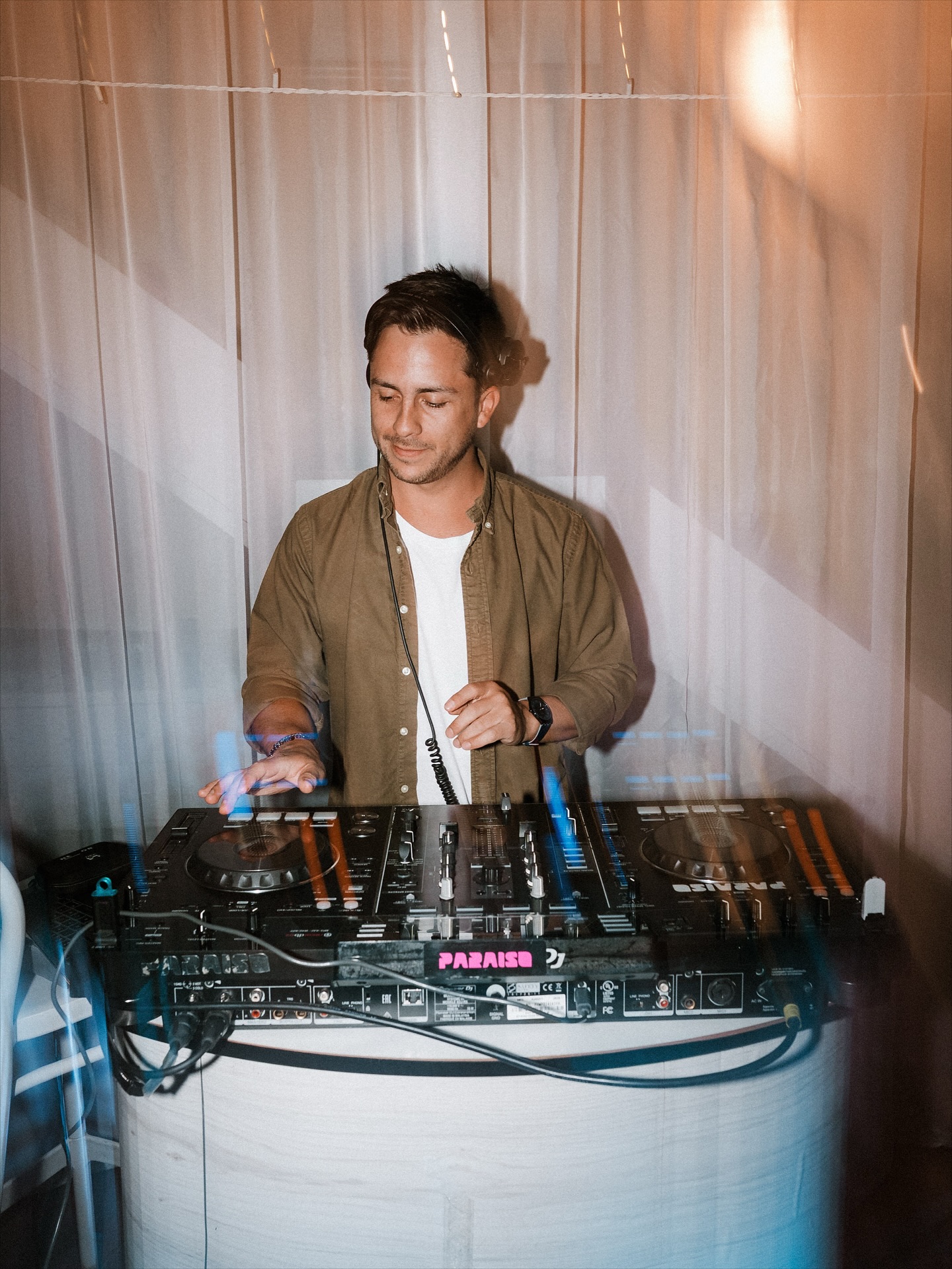 Some recent dancefloor moments worth sharing 🙌🕺🪩
@lukemiddlemissphotography at @malenymanor for the beautiful Zoe + Johnnie
&
@figtreepictures at @theorchardestate for the wonderful Maddy and Ben
#weddingdj #brisbaneweddings #goldcoastwedding #sunshinecoastwedding #weddingmusic #livemusic