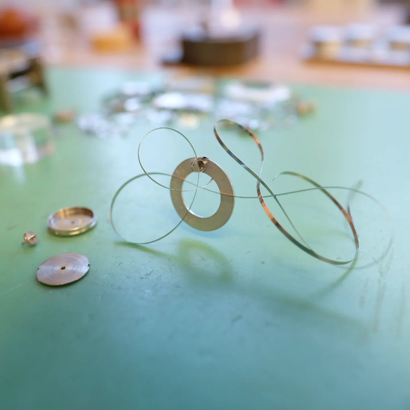 En vacker olycka. 😵💫
#klocka #watch #watchrepairer #urmakeri #ulvakvarn #tidlös #tidlösaur