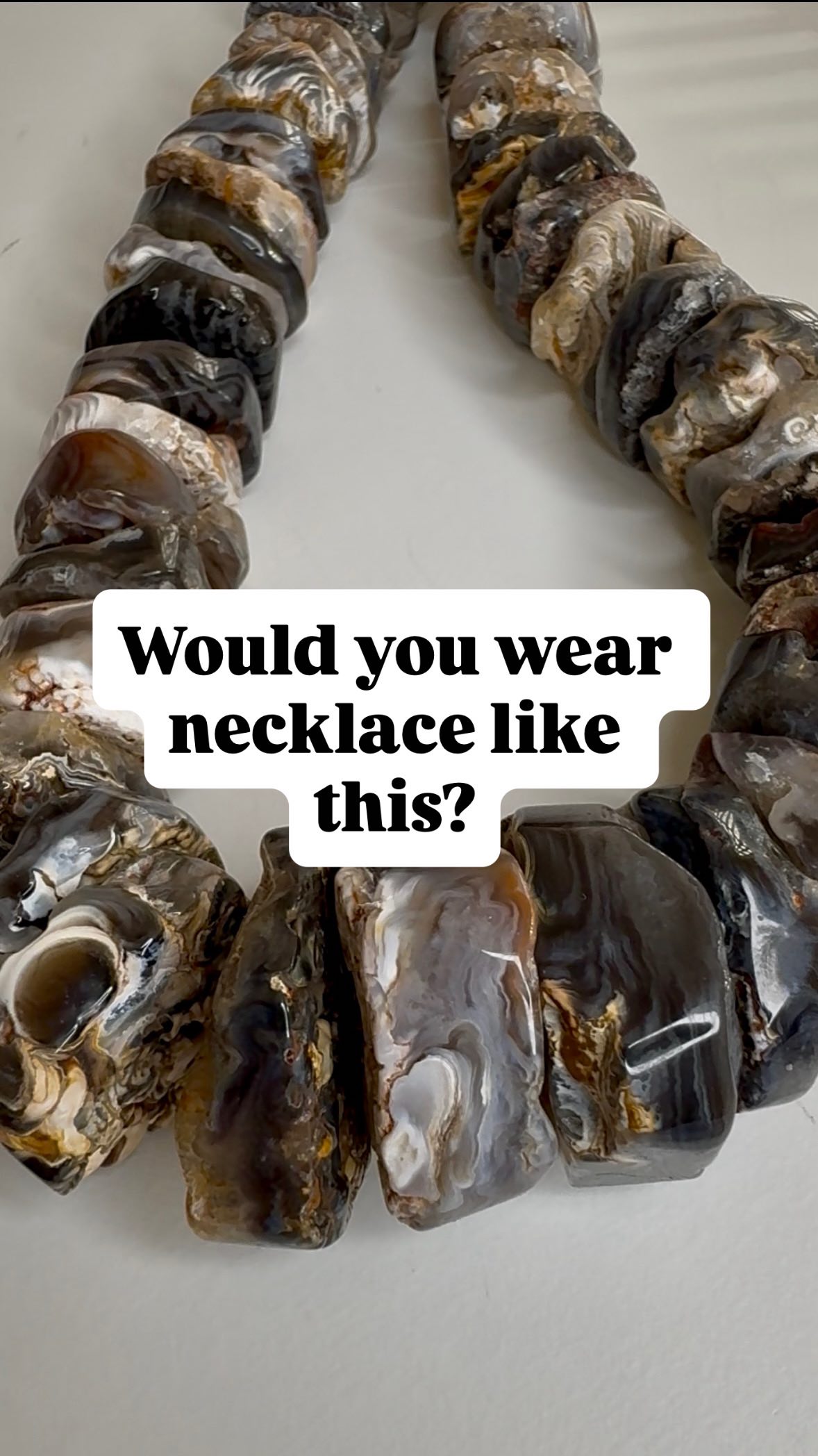 Yesterday’s bead delivery absolutely made my day! I am in love with so many of them, but these agate beads… just wow! Pure magic! They are so me 😬🤩✨ I could wear a necklace like this quite often actually, even if they weighs a ton😅 yes! that’s how much I love these beads😍😍😍😍
Would this be your kind of necklace too???
•
•
•
•
#chunkynecklace #agatebeads #handmadejewellery #gemstonejewellery #gemstonebeads #jewellerylovers #naturaljewellery