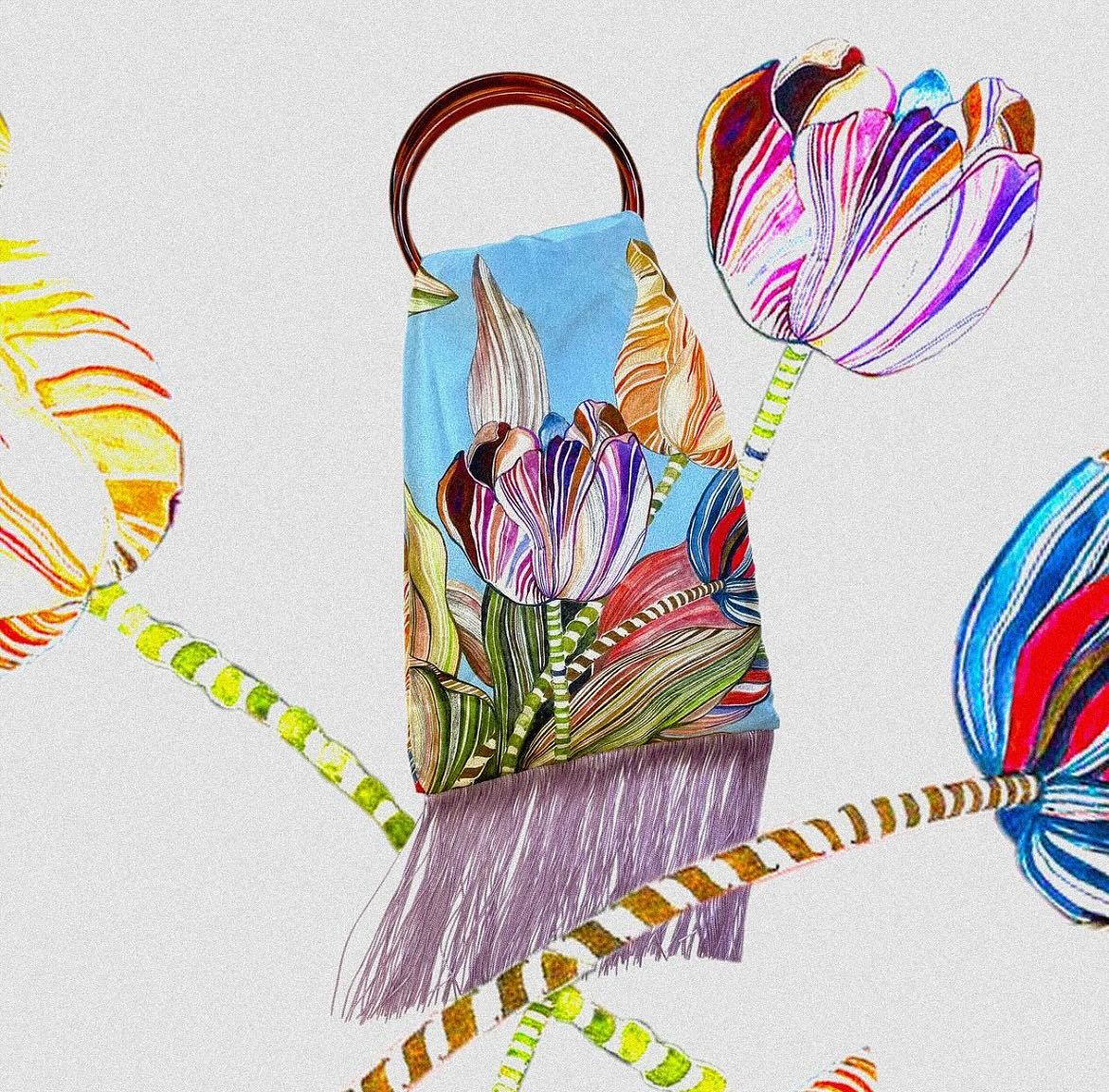 We’re thrilled to welcome @eleni_malami to our Brand Portfolio! An exceptional collection from a talented Greek designer, based in the UK, celebrated for her creative vision and flawless craftmanship.
She’s as special as her creations, and we’re proud to have her with us. ✨
#elenimalami#SS26#newcollection#handpainted#printdesign#silkhandbags